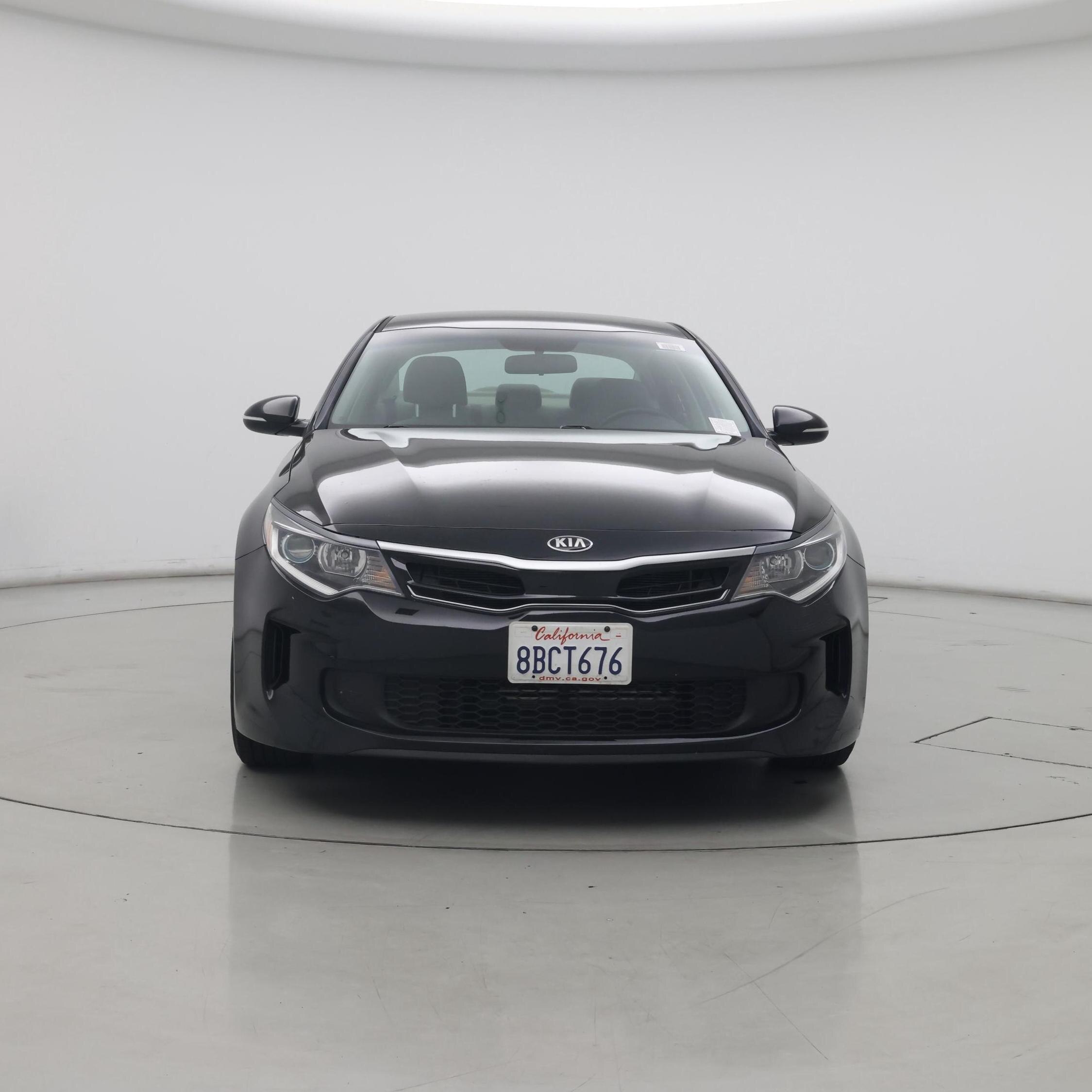 Thumbnail: 2017 Kia Optima - 5