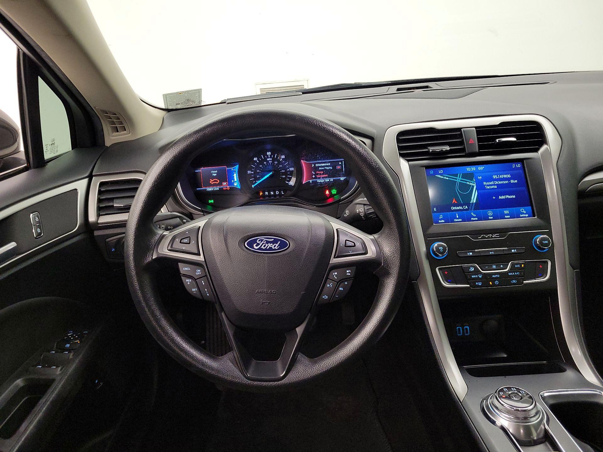 Thumbnail: 2020 Ford Fusion - 10