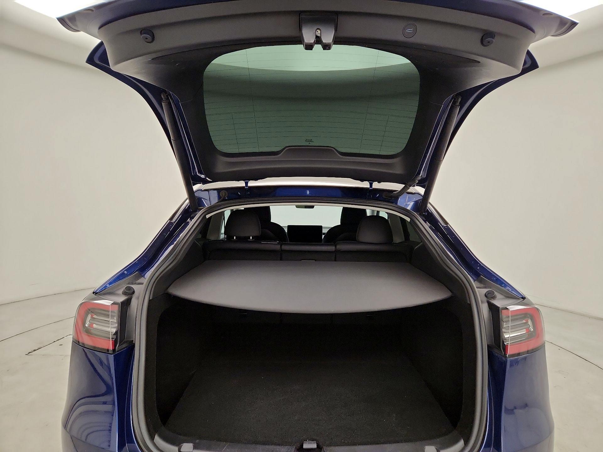 Thumbnail: 2022 Tesla Model Y - 19