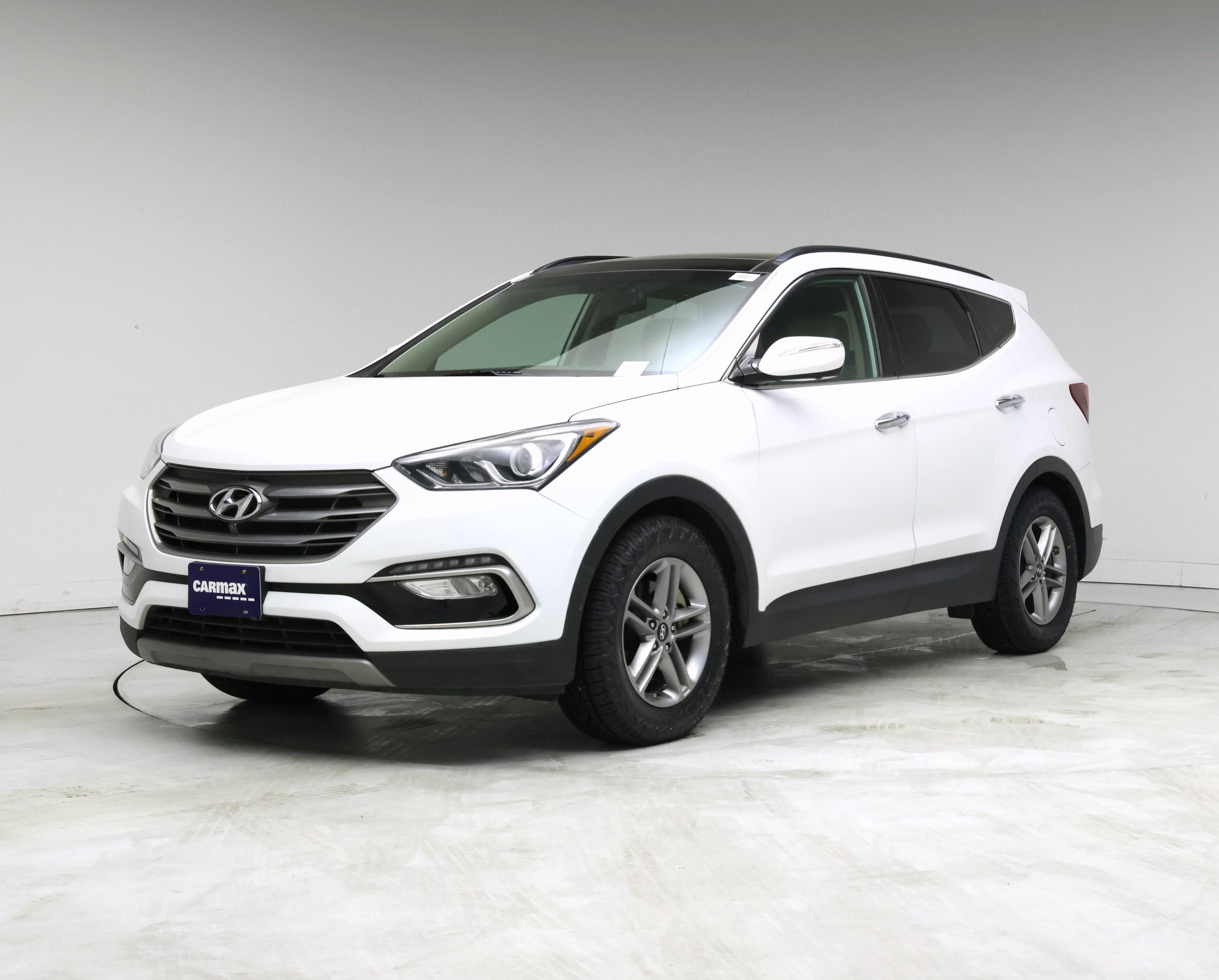 Thumbnail: 2017 Hyundai Santa Fe - 4