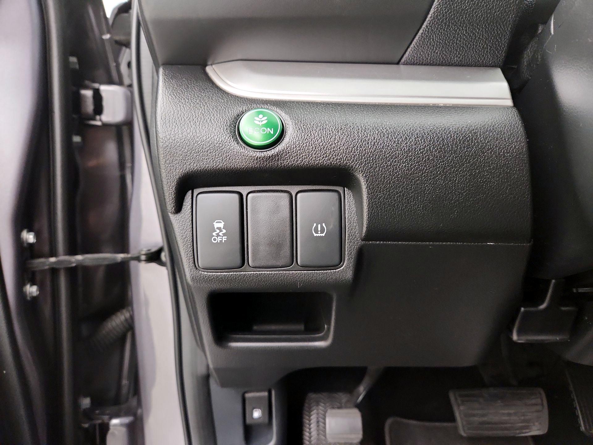 Thumbnail: 2016 Honda CR-V - 13