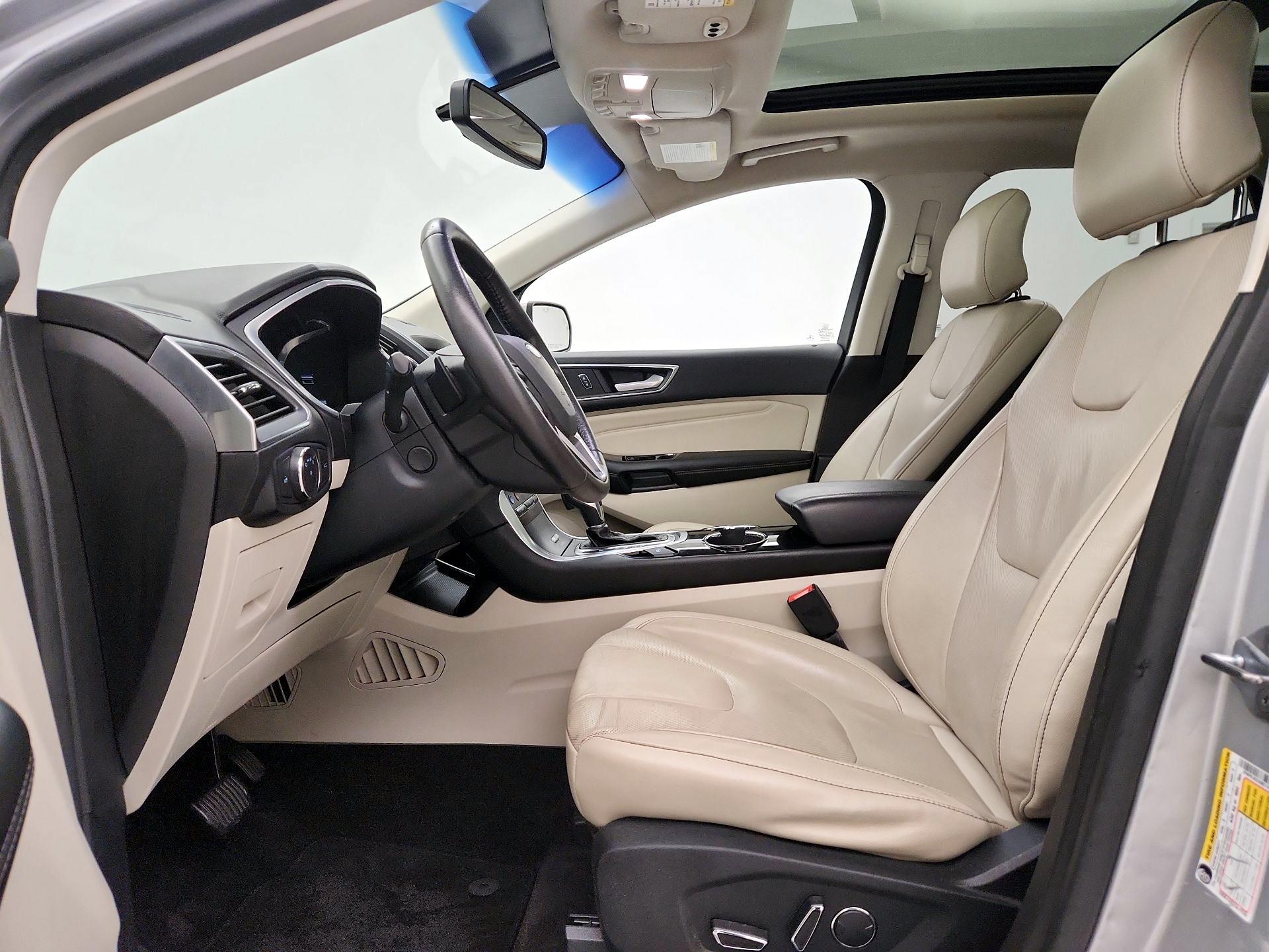 Thumbnail: 2017 Ford Edge - 11