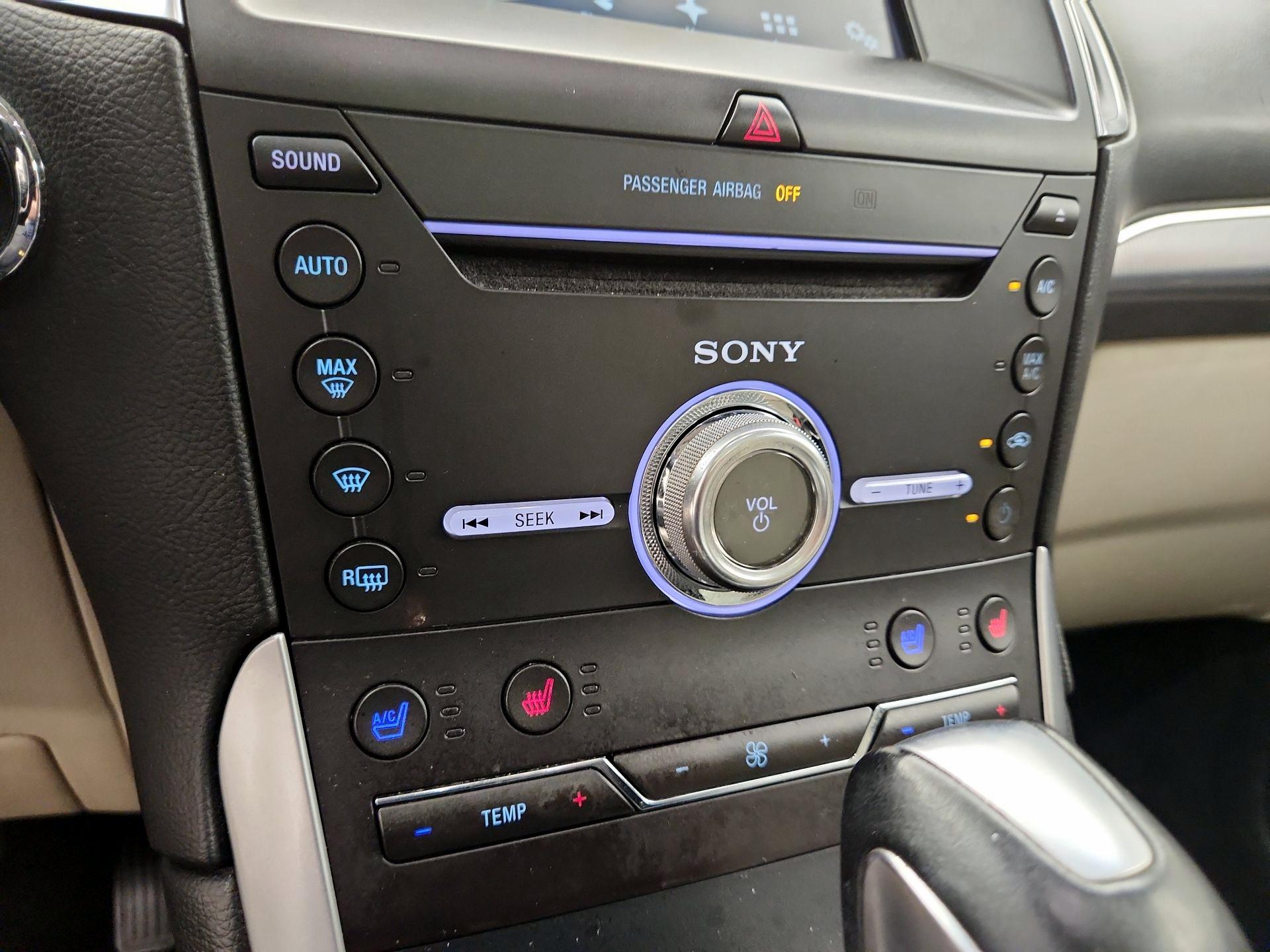 Thumbnail: 2017 Ford Edge - 17