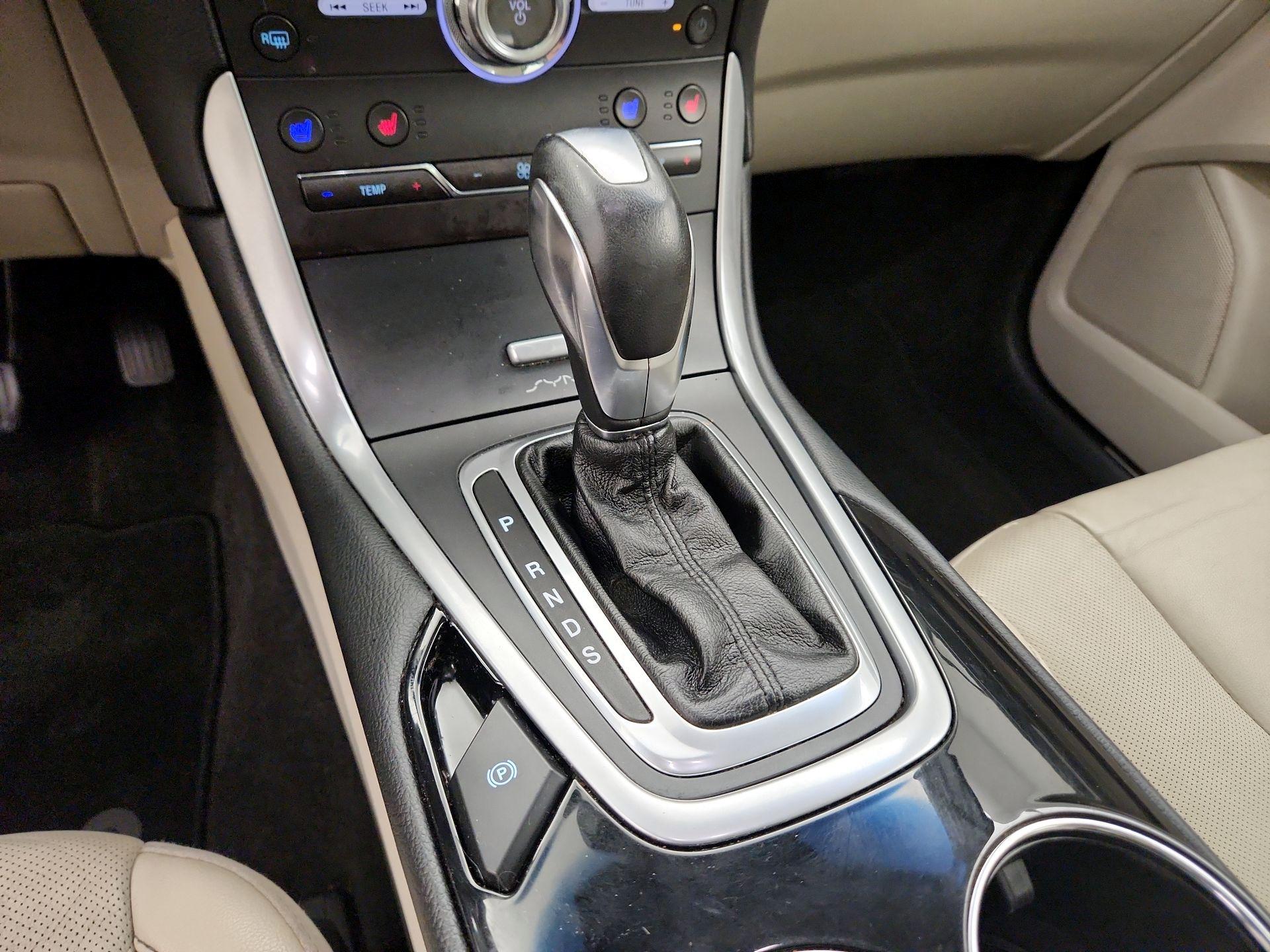 Thumbnail: 2017 Ford Edge - 18