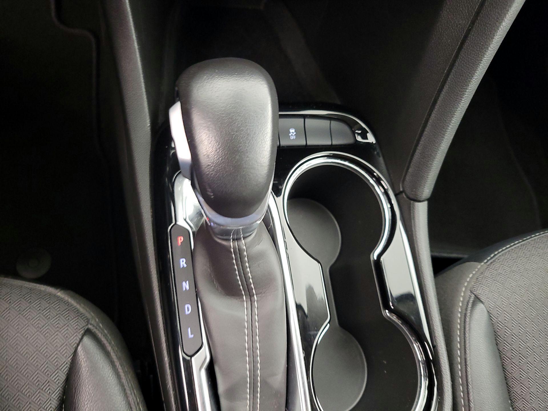 Thumbnail: 2022 Buick Encore GX - 17