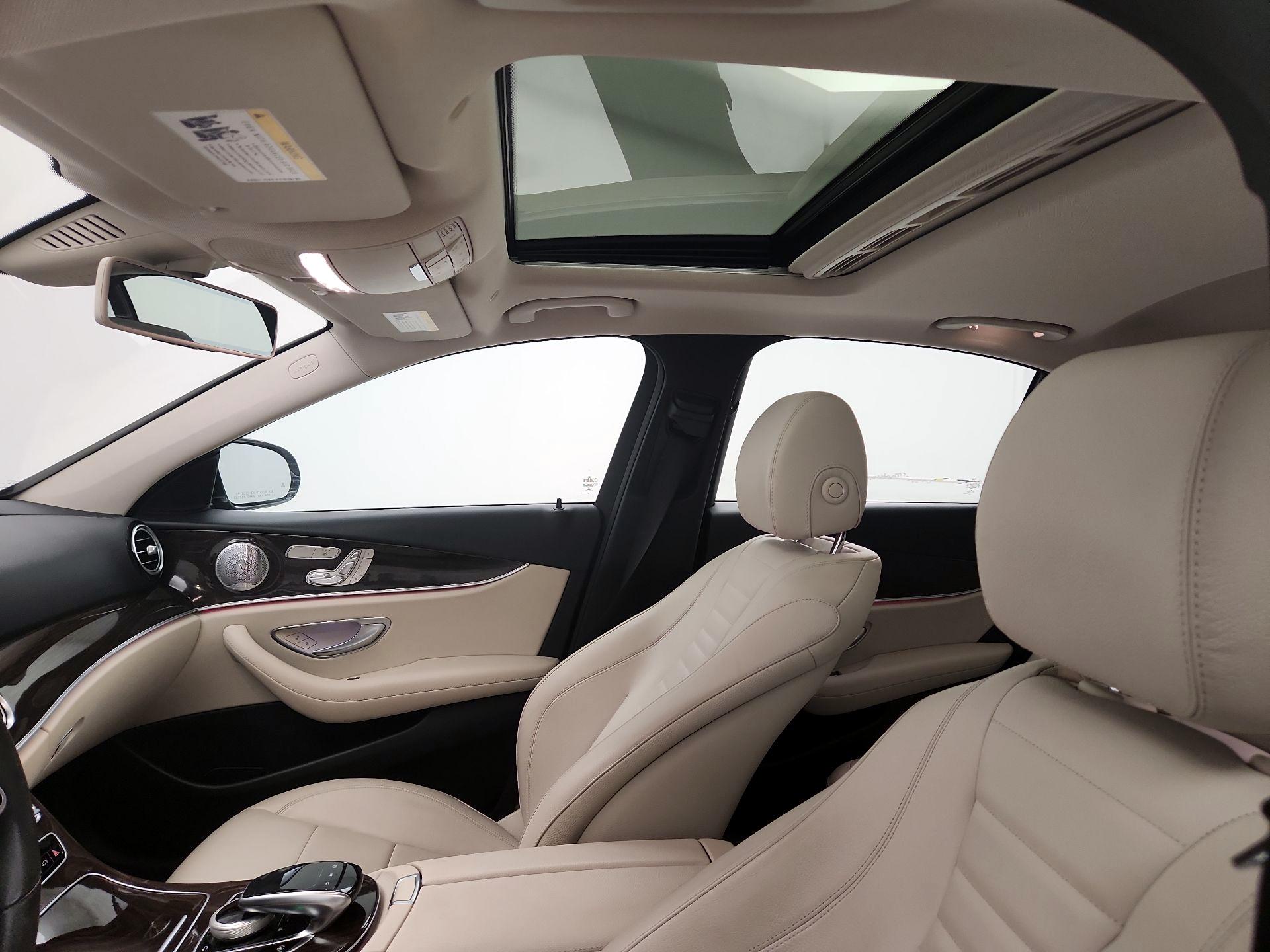 Thumbnail: 2020 Mercedes-Benz E-Class - 20