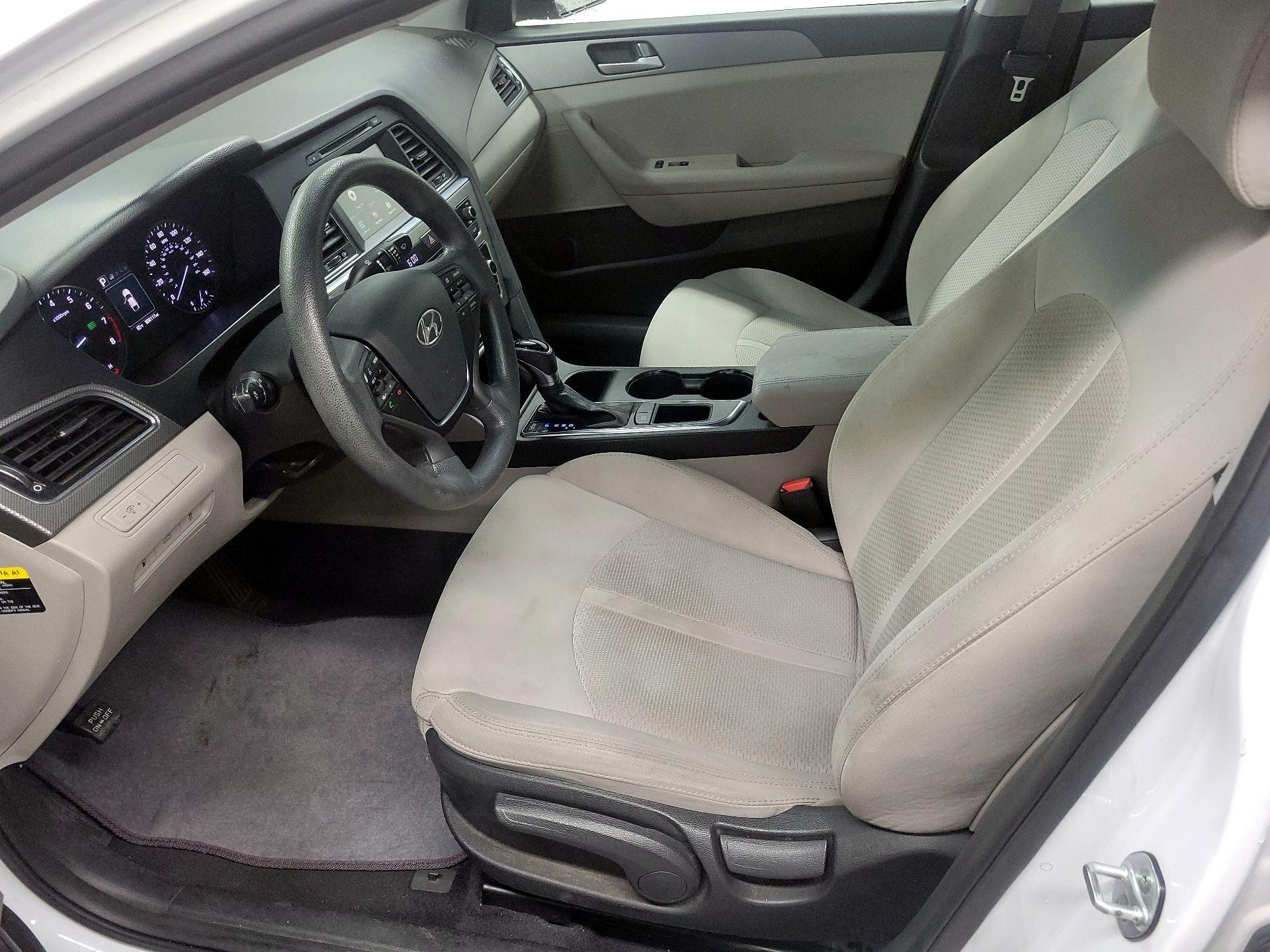 Thumbnail: 2016 Hyundai Sonata - 11