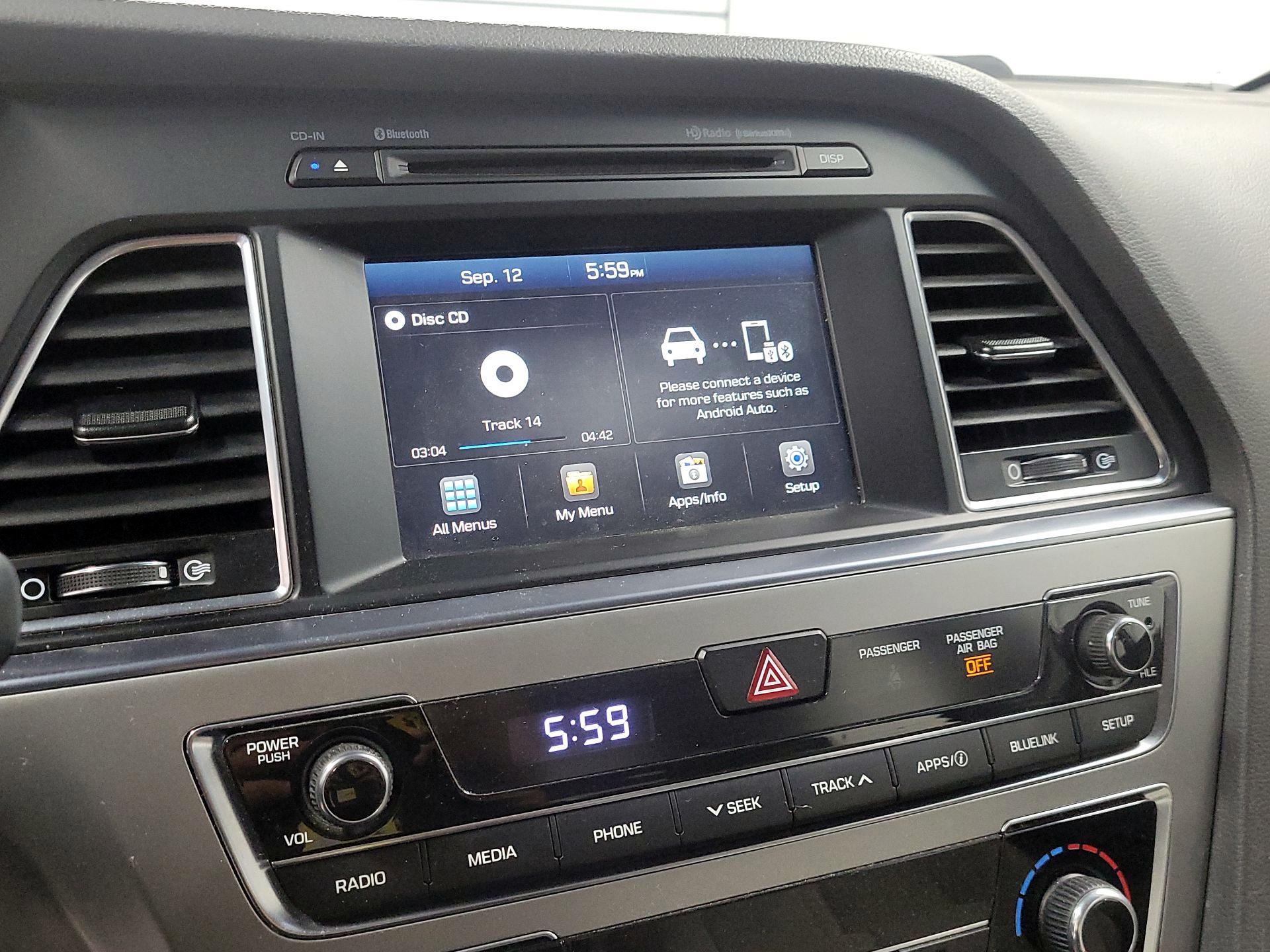 Thumbnail: 2016 Hyundai Sonata - 15