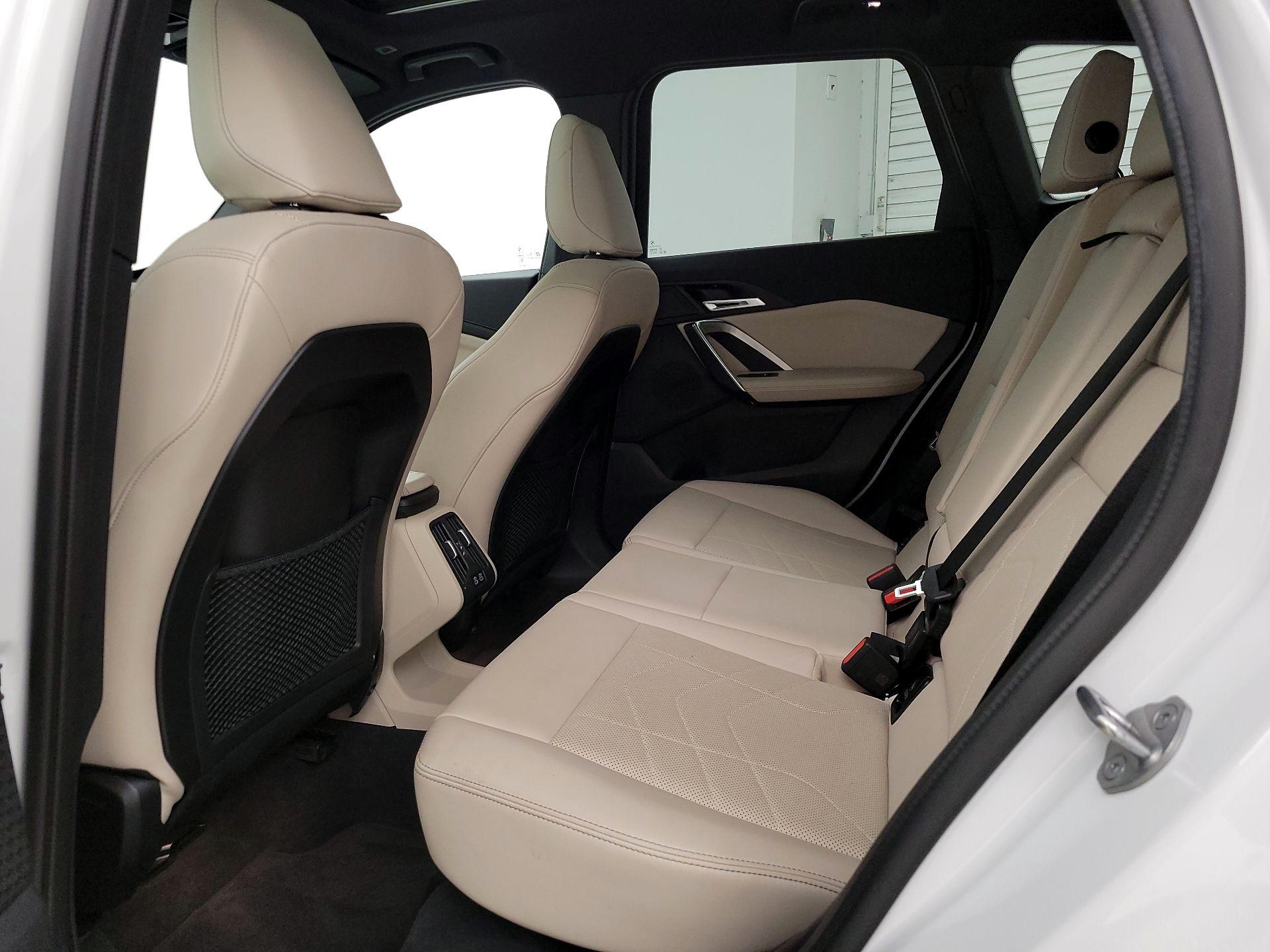 Thumbnail: 2024 BMW X1 - 20