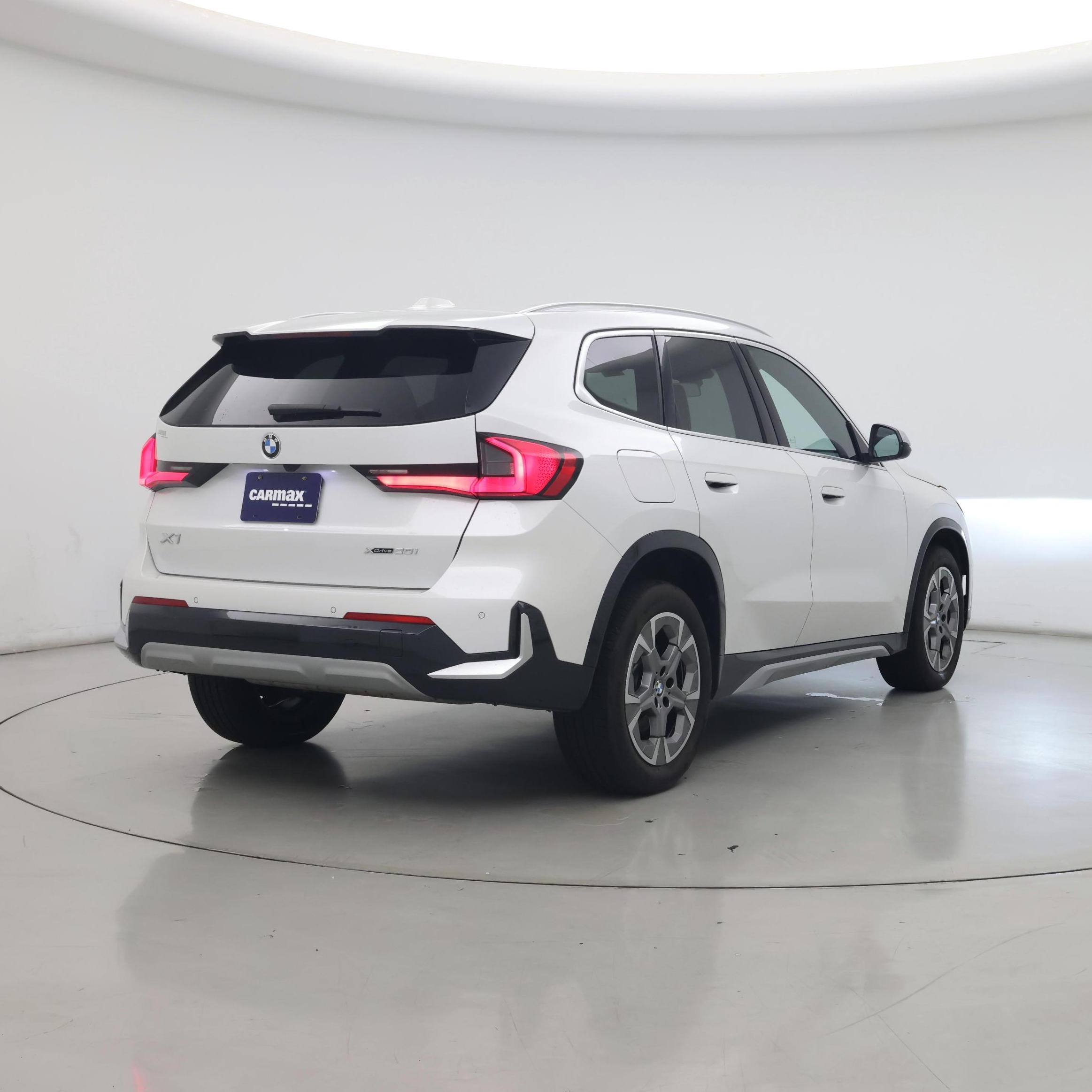 Thumbnail: 2024 BMW X1 - 8