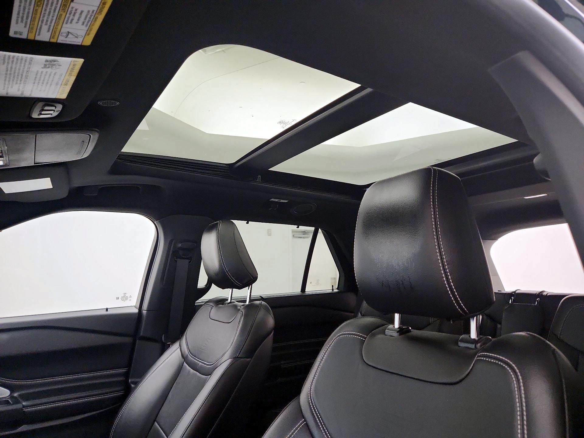 Thumbnail: 2020 Ford Explorer - 20