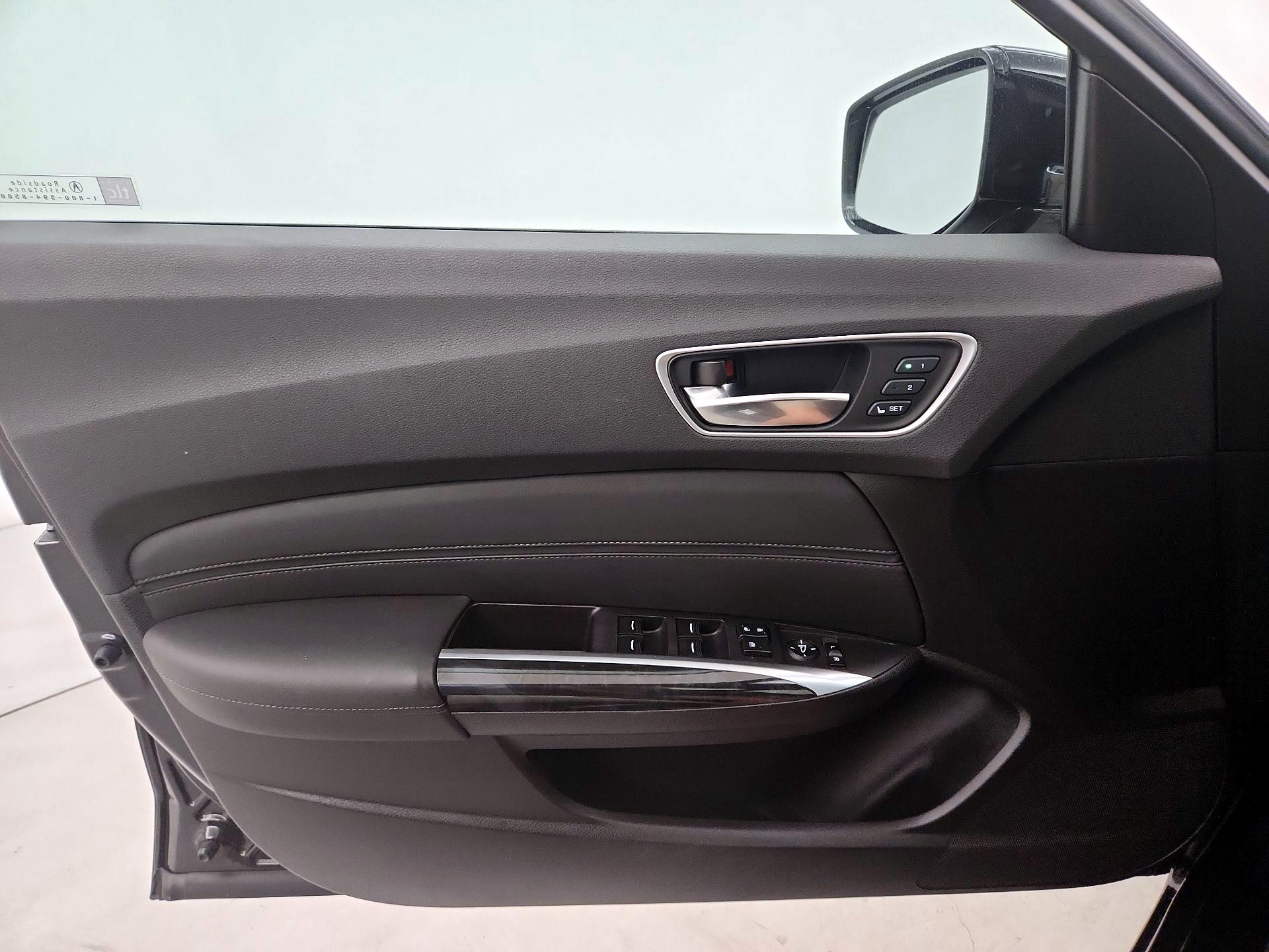Thumbnail: 2019 Acura TLX - 12