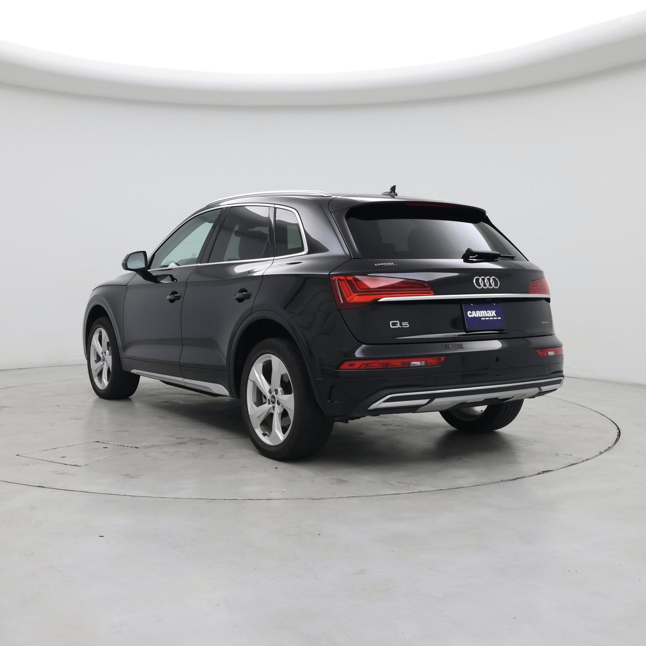 Thumbnail: 2021 Audi Q5 - 2