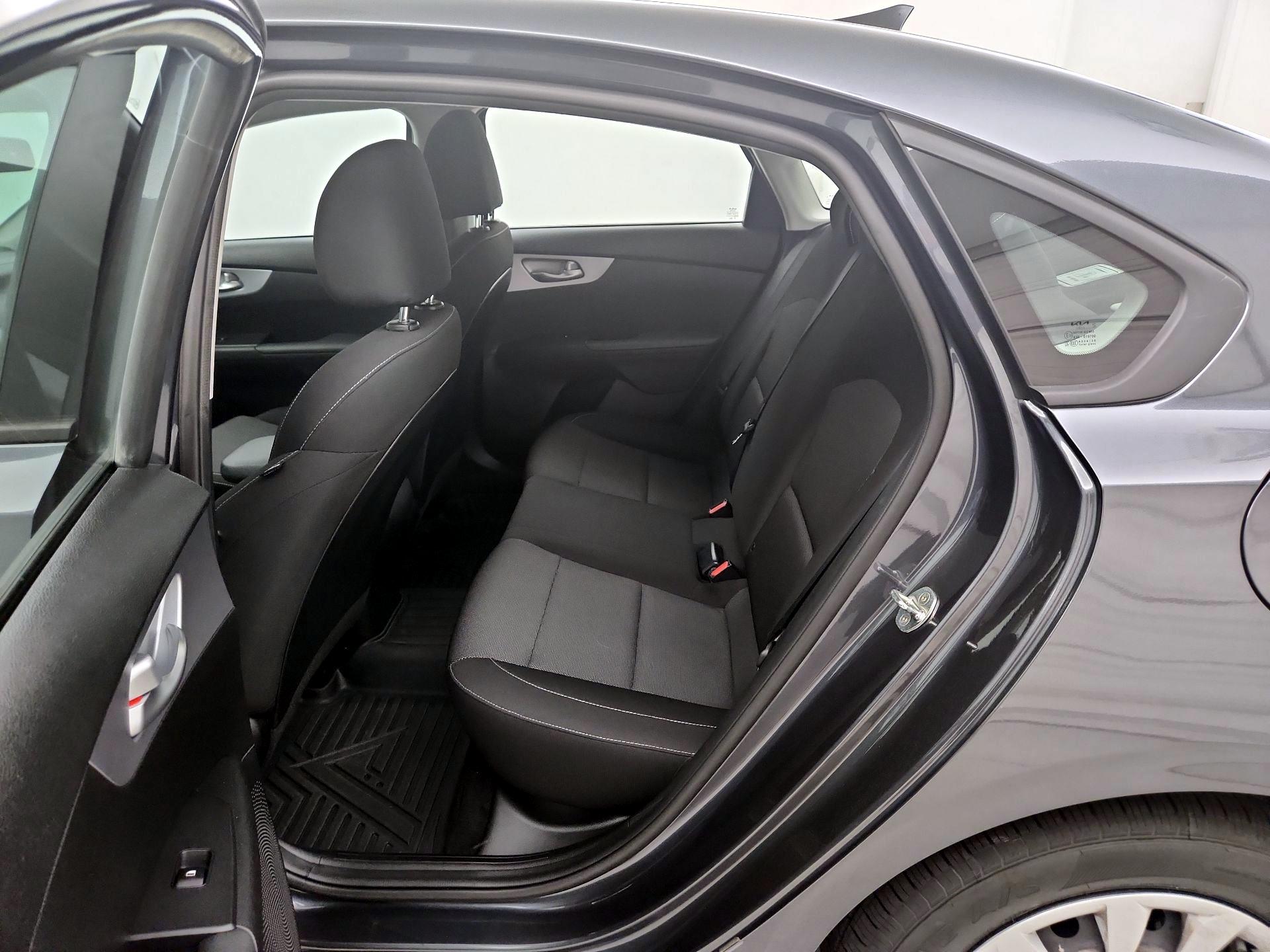 Thumbnail: 2023 Kia Forte - 19