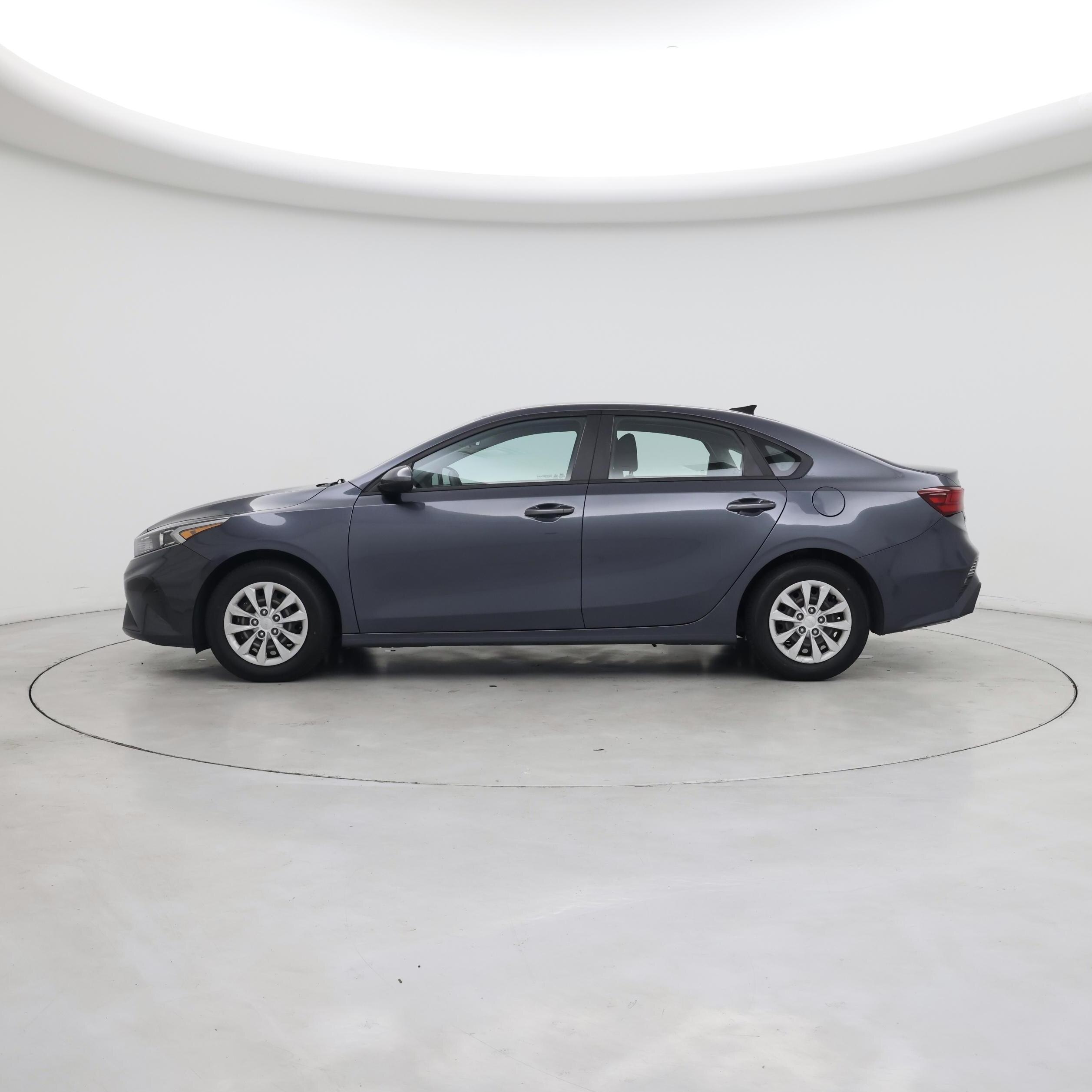 Thumbnail: 2023 Kia Forte - 3
