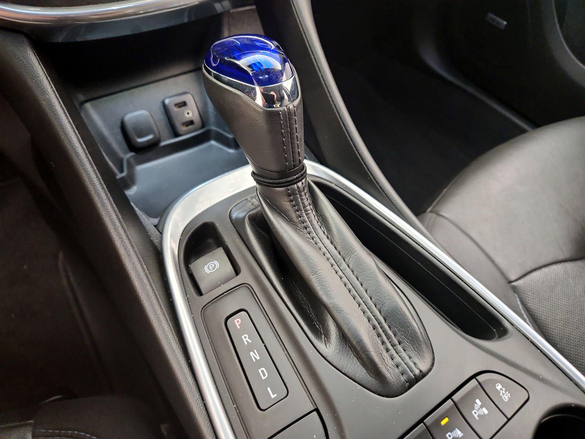Thumbnail: 2017 Chevrolet Volt - 18