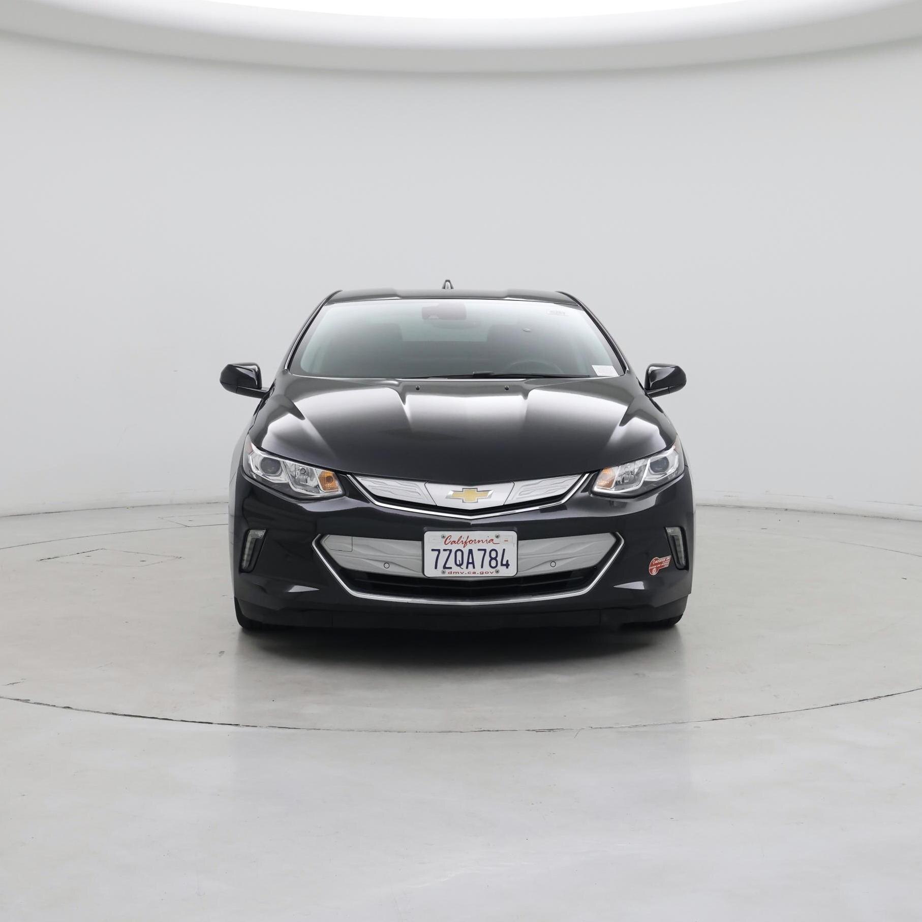 Thumbnail: 2017 Chevrolet Volt - 5