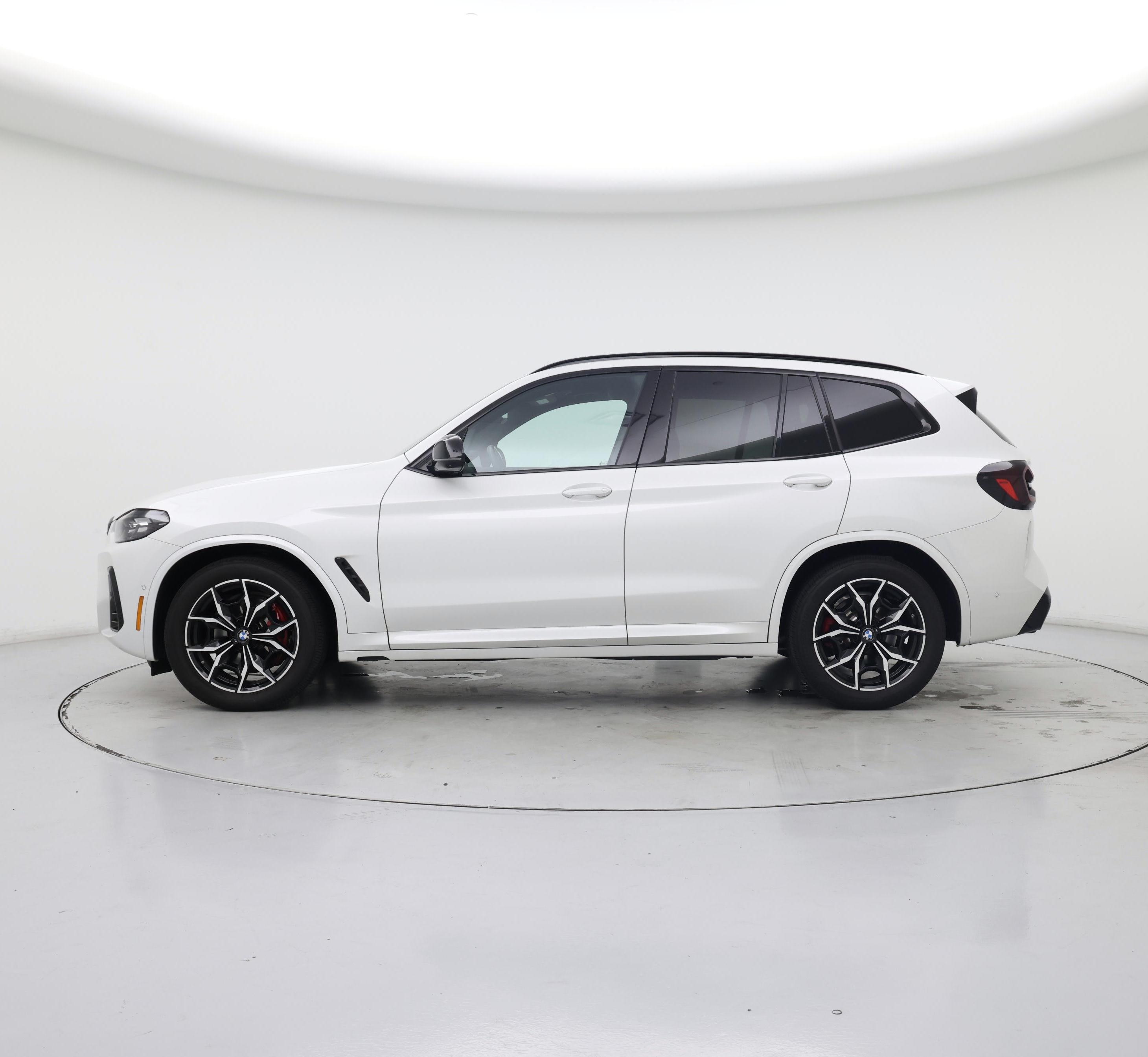 Thumbnail: 2023 BMW X3 - 3