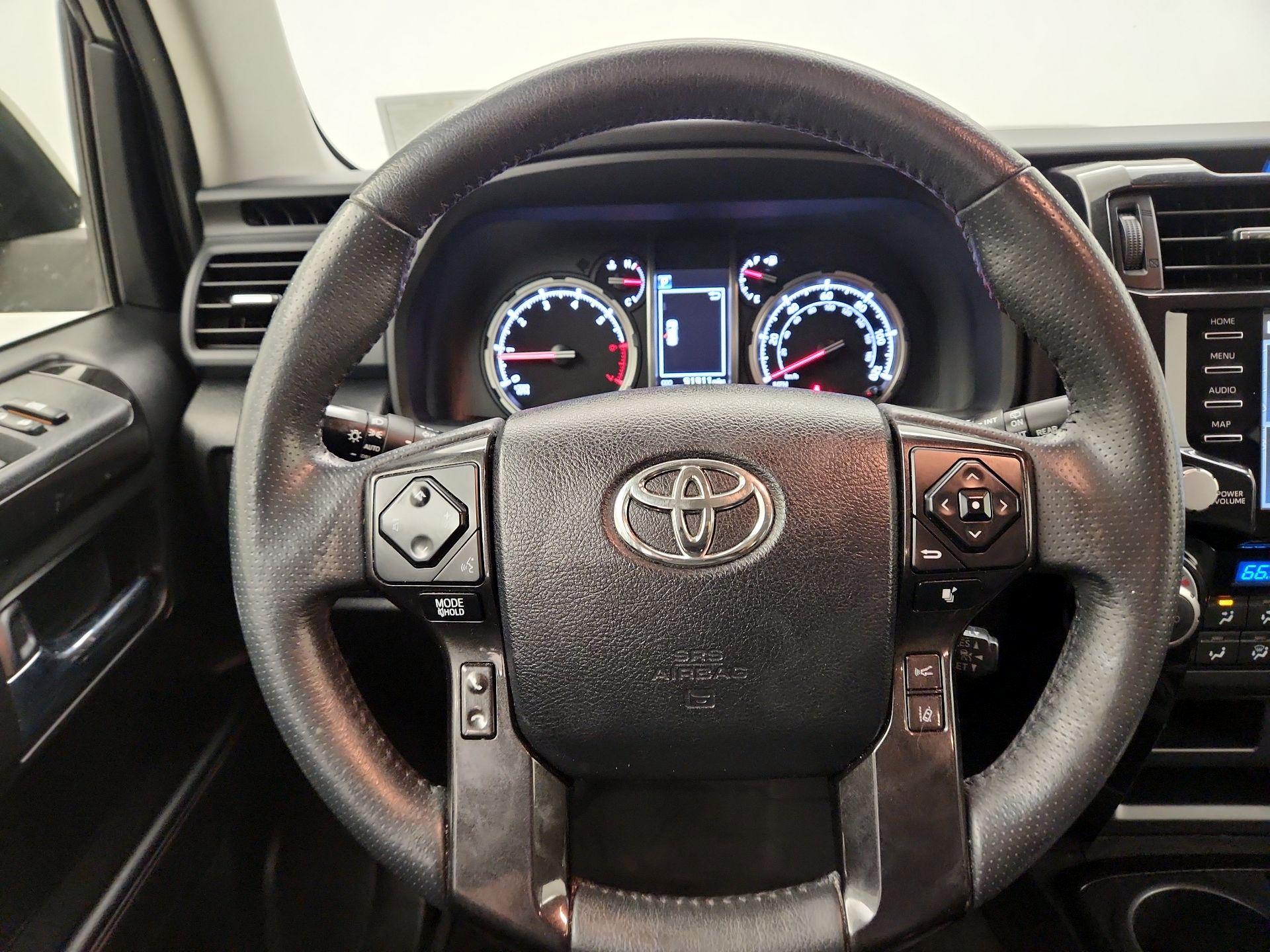 Thumbnail: 2020 Toyota 4Runner - 10