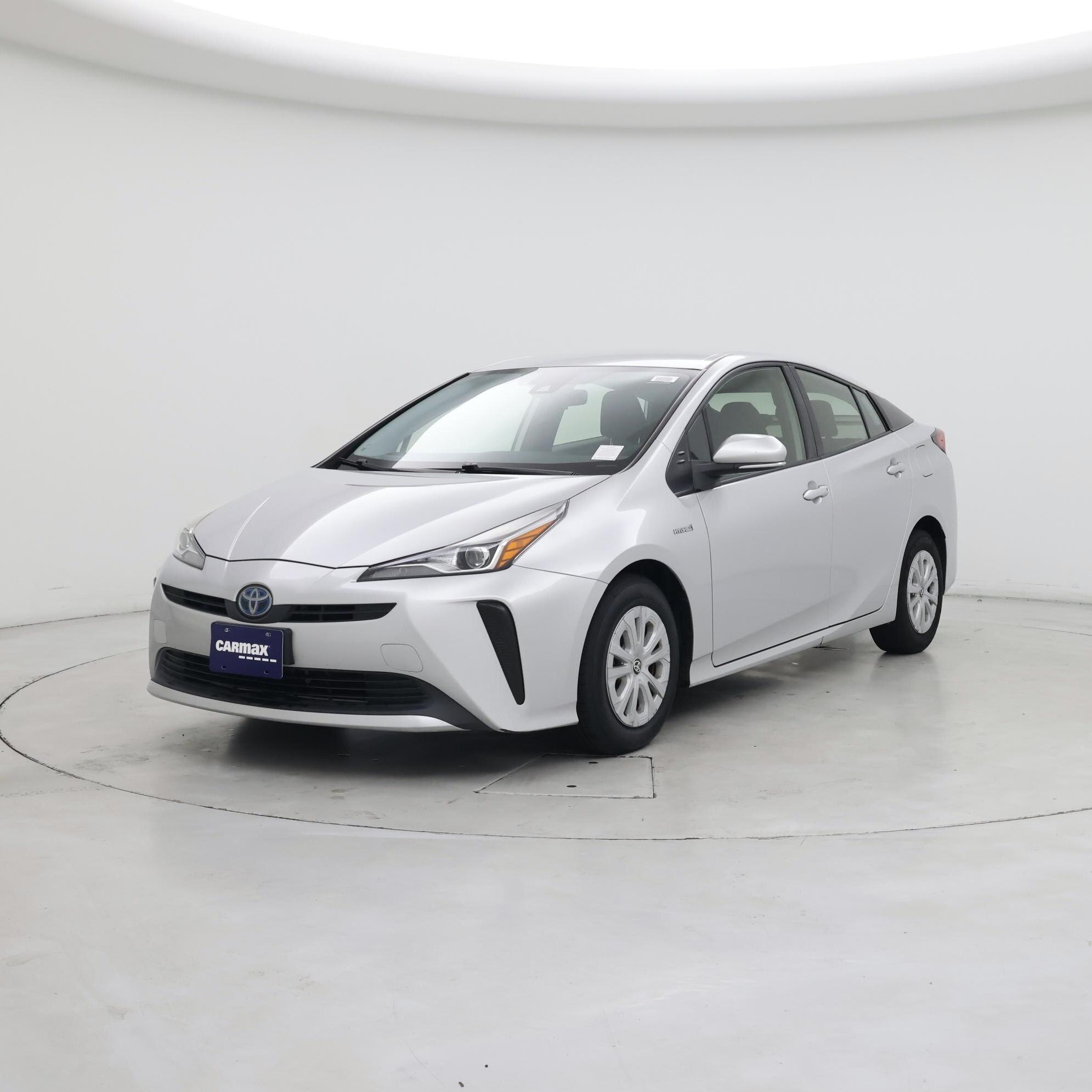 Thumbnail: 2019 Toyota Prius - 4