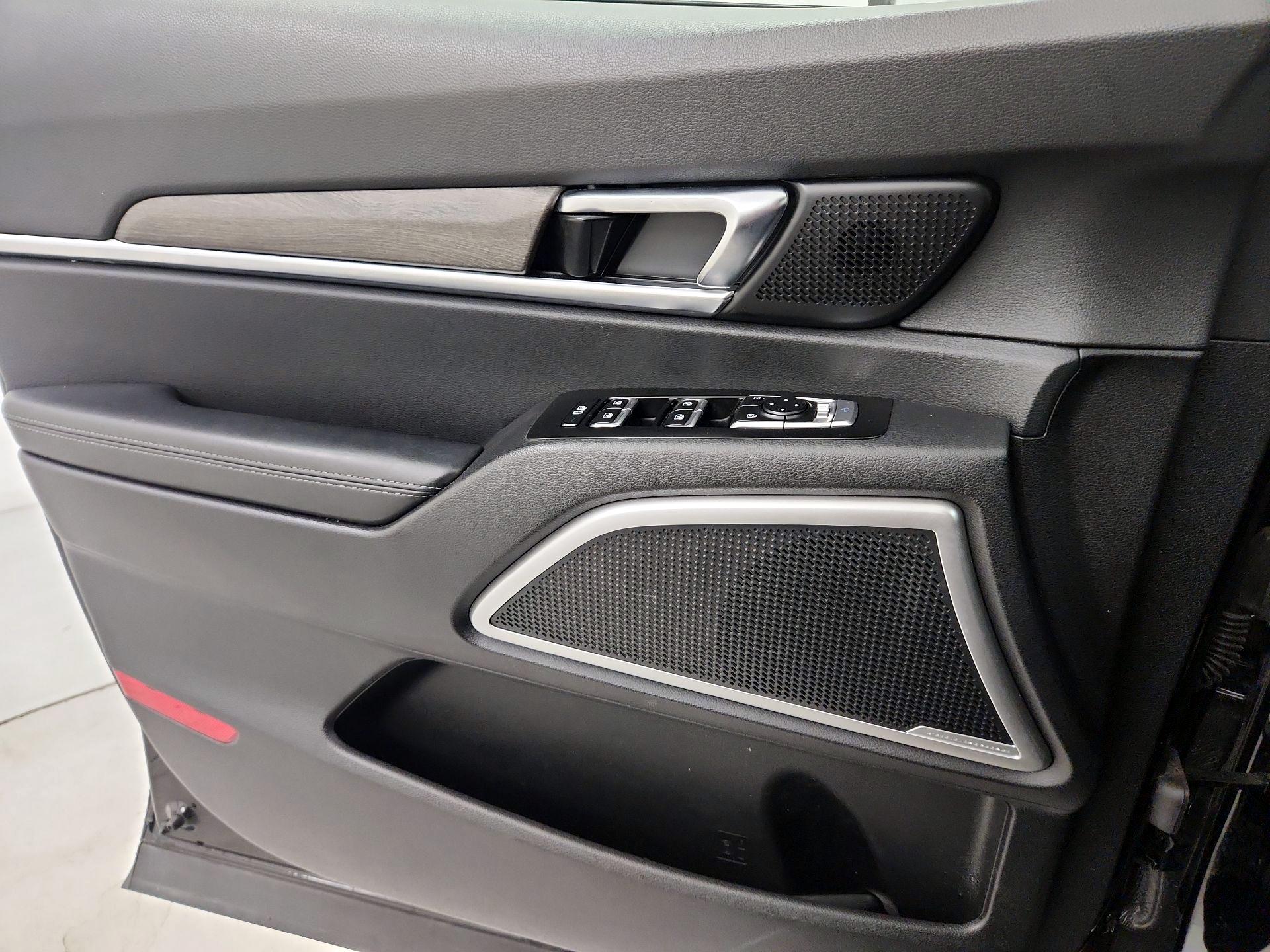 Thumbnail: 2022 Kia Telluride - 12