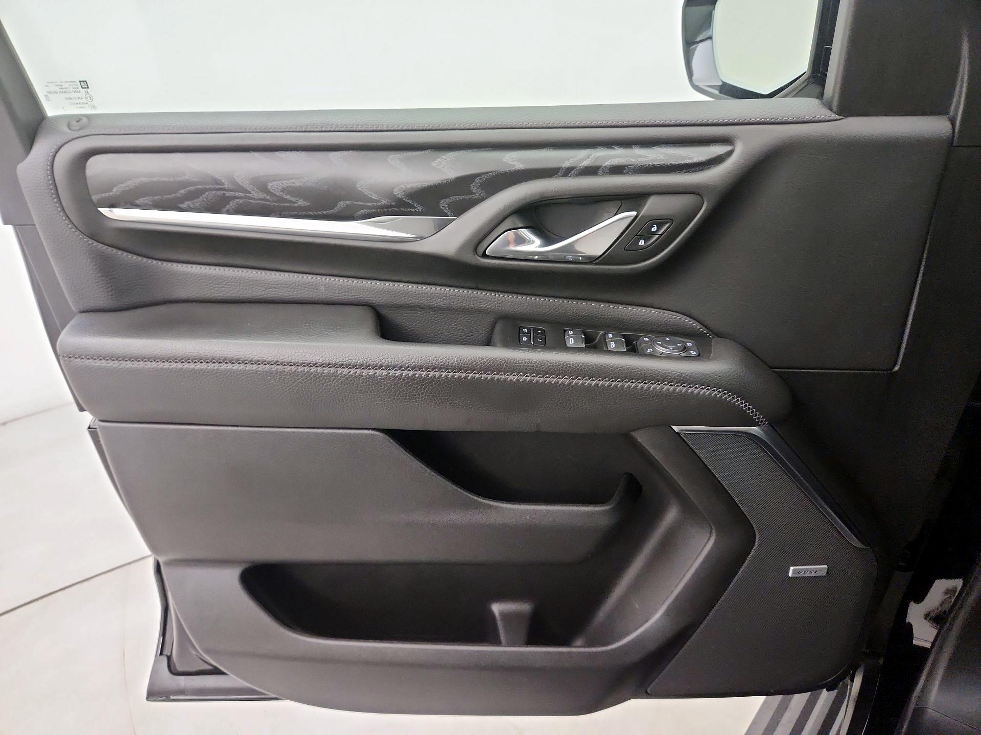 Thumbnail: 2023 GMC Yukon XL - 12