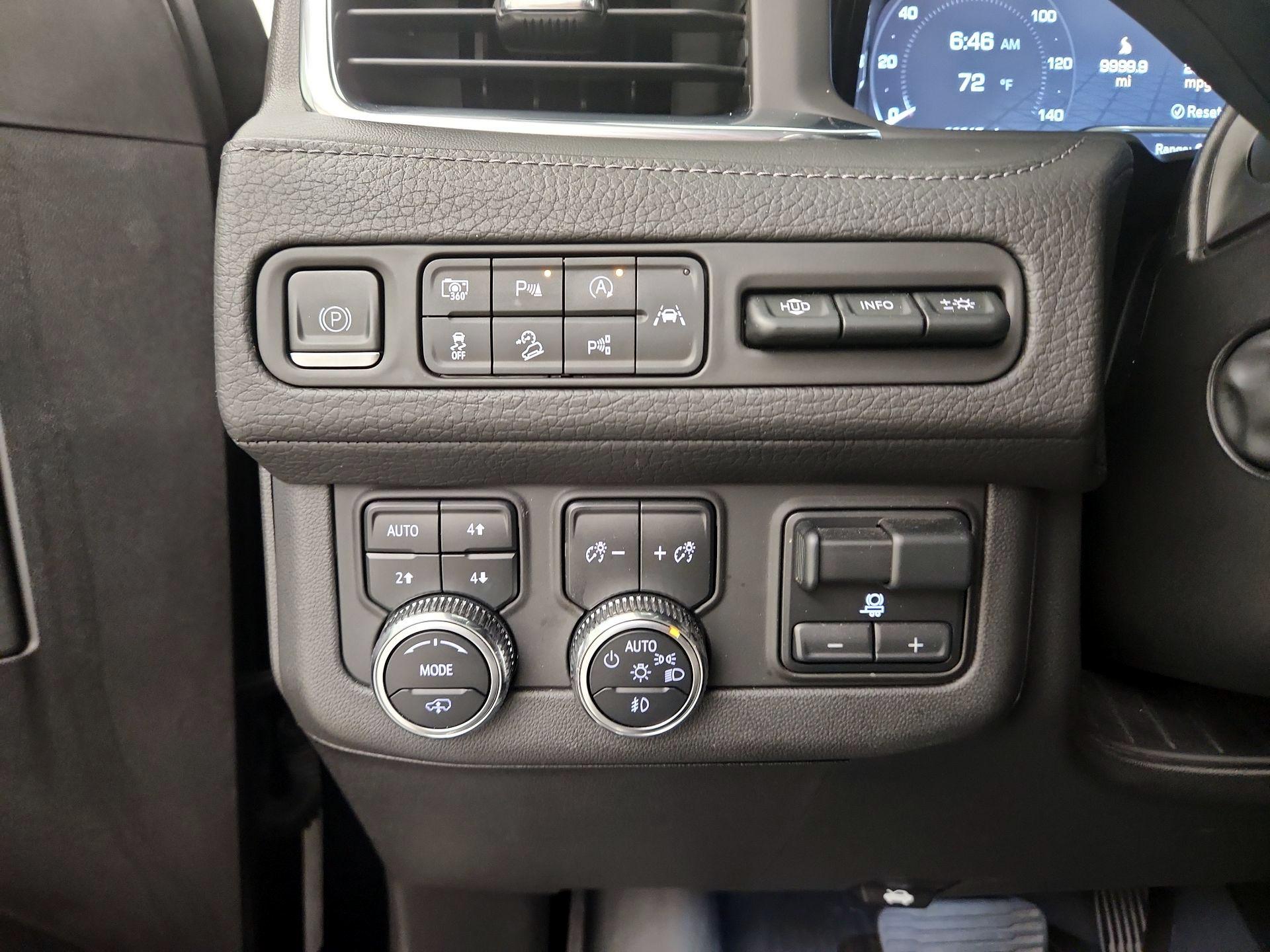 Thumbnail: 2023 GMC Yukon XL - 13