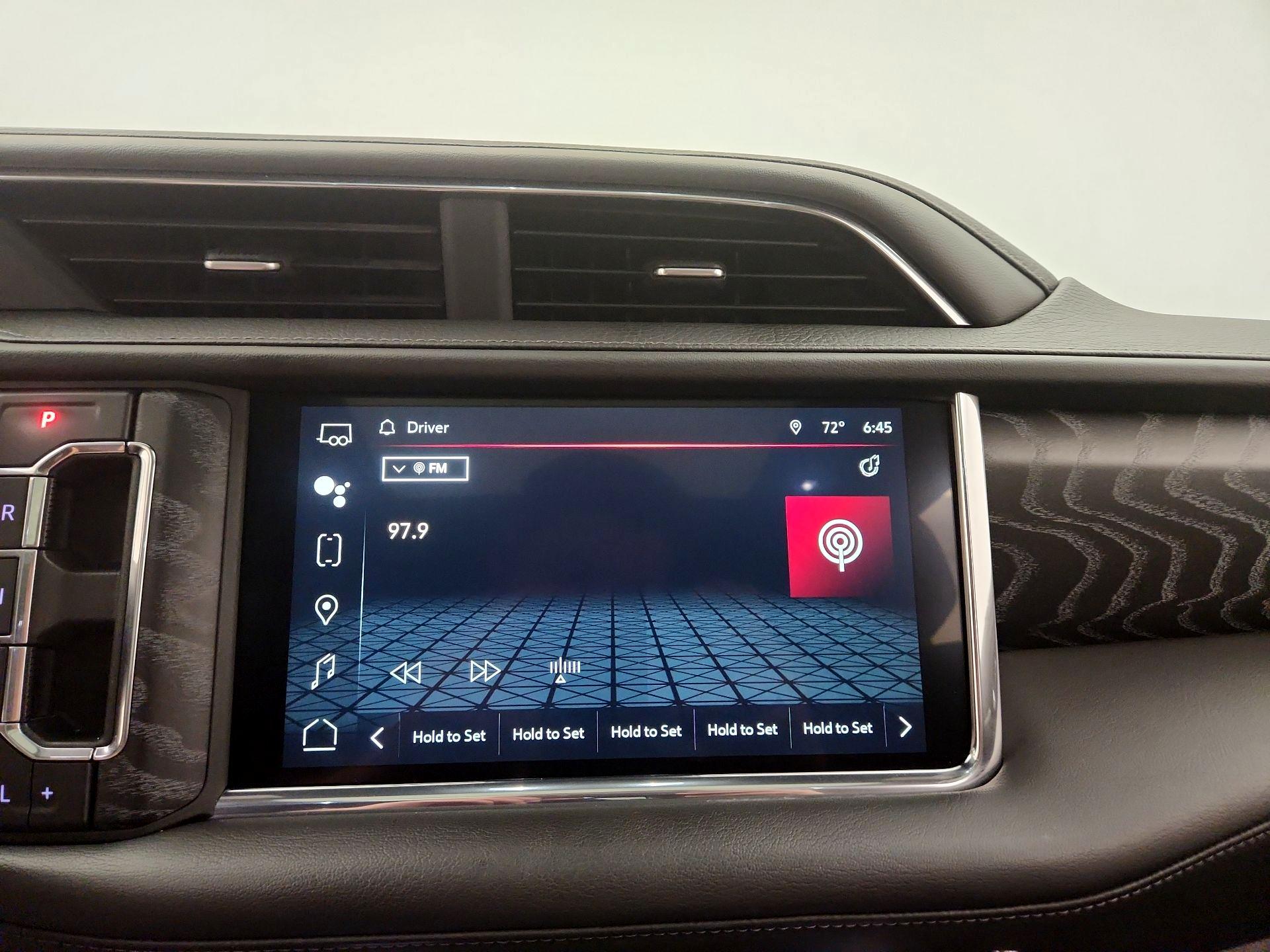 Thumbnail: 2023 GMC Yukon XL - 16