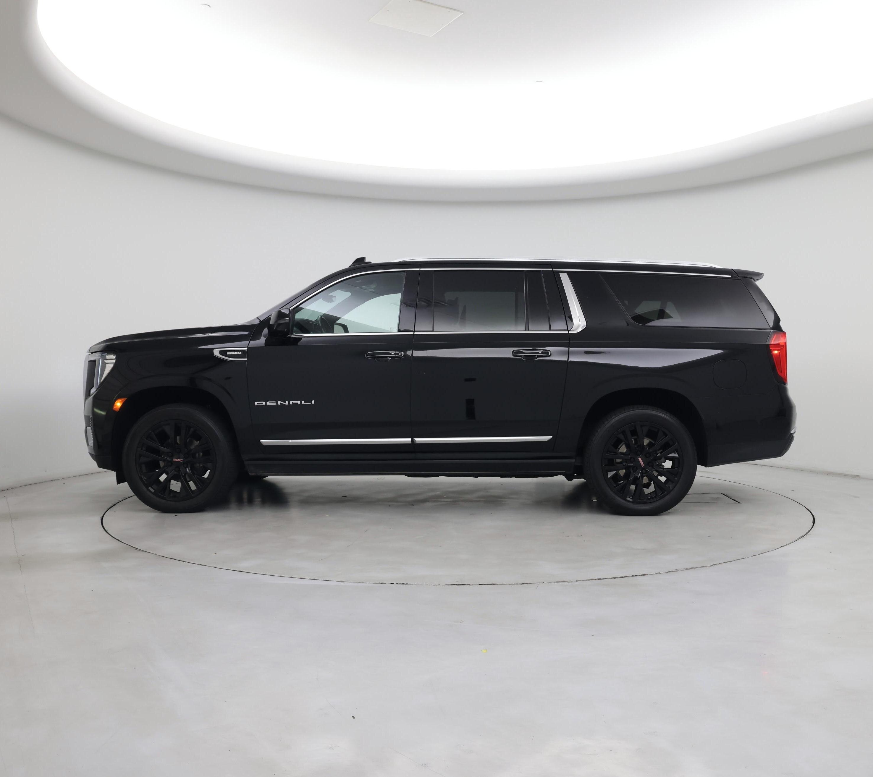 Thumbnail: 2023 GMC Yukon XL - 3