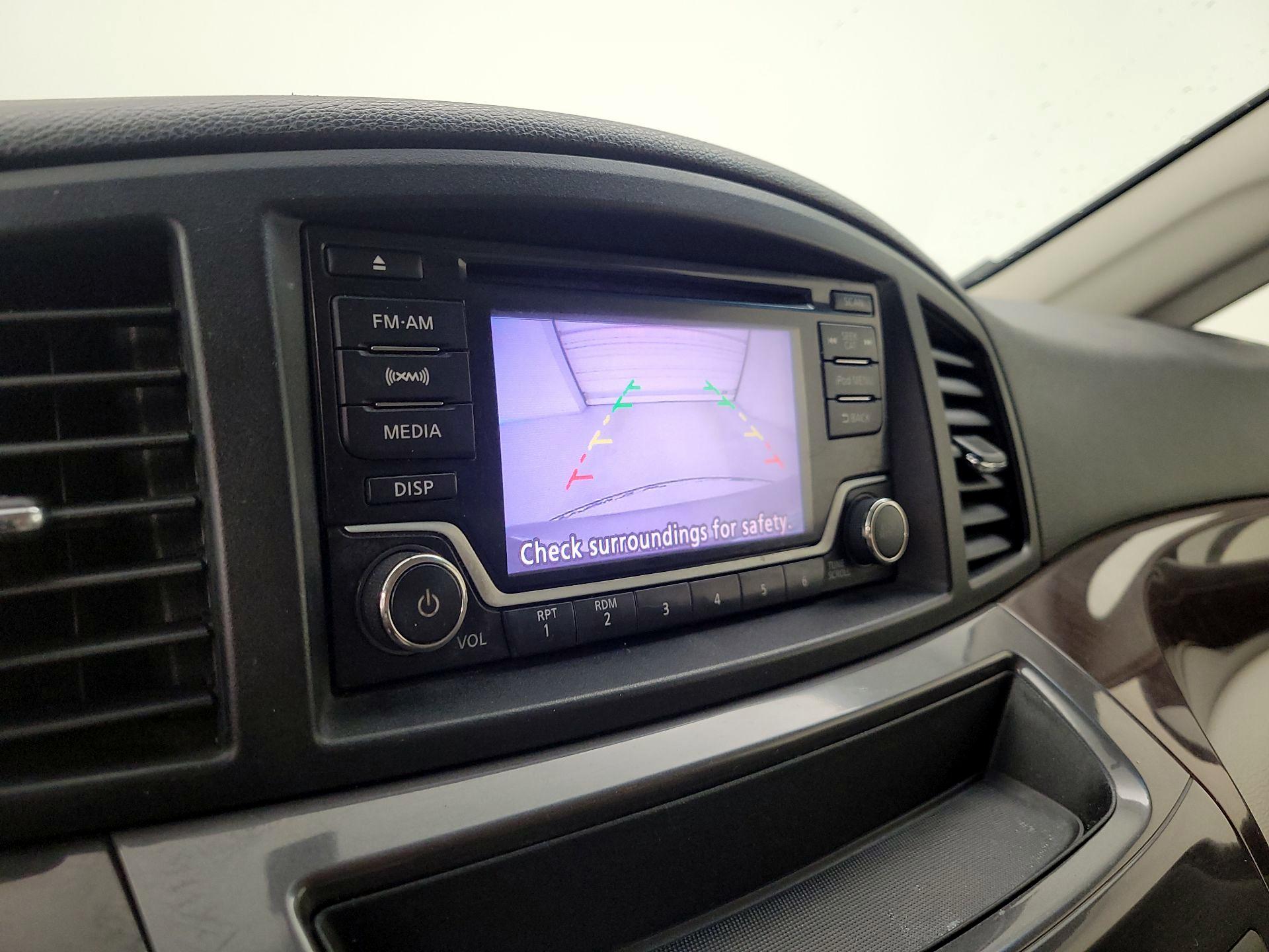 Thumbnail: 2016 Nissan Quest - 14