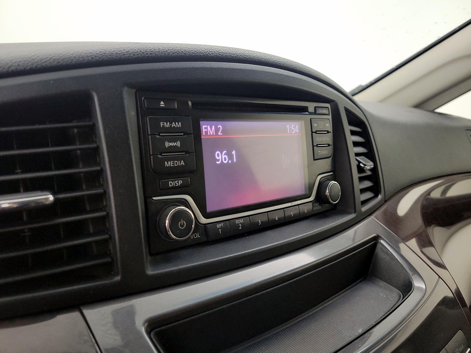 Thumbnail: 2016 Nissan Quest - 15