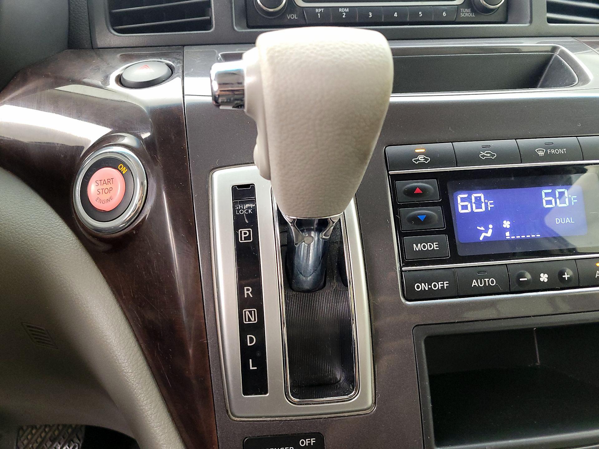 Thumbnail: 2016 Nissan Quest - 17