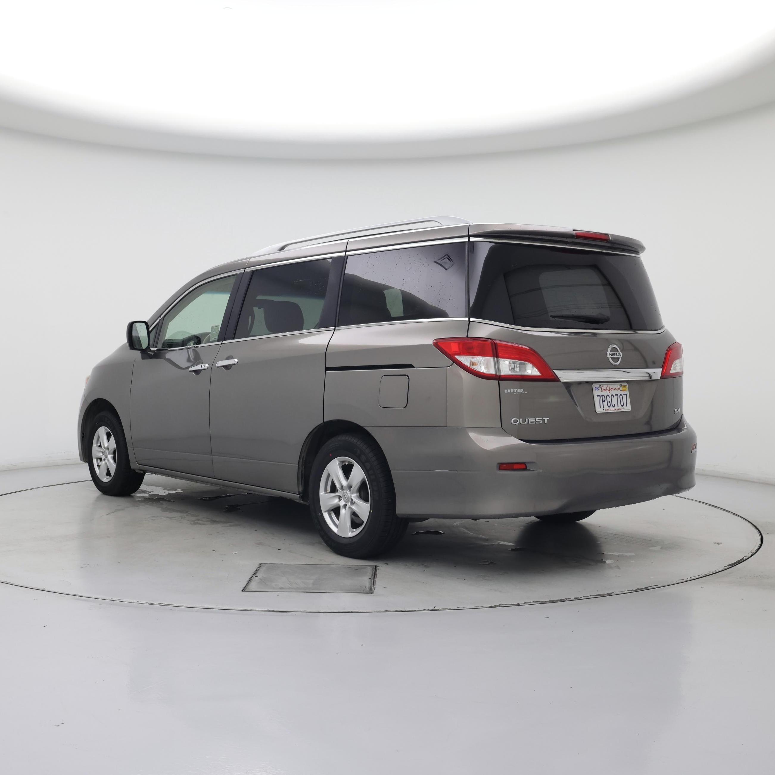 Thumbnail: 2016 Nissan Quest - 2