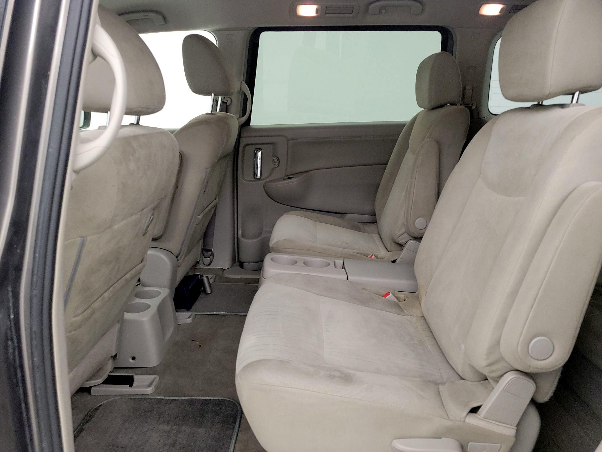 Thumbnail: 2016 Nissan Quest - 19
