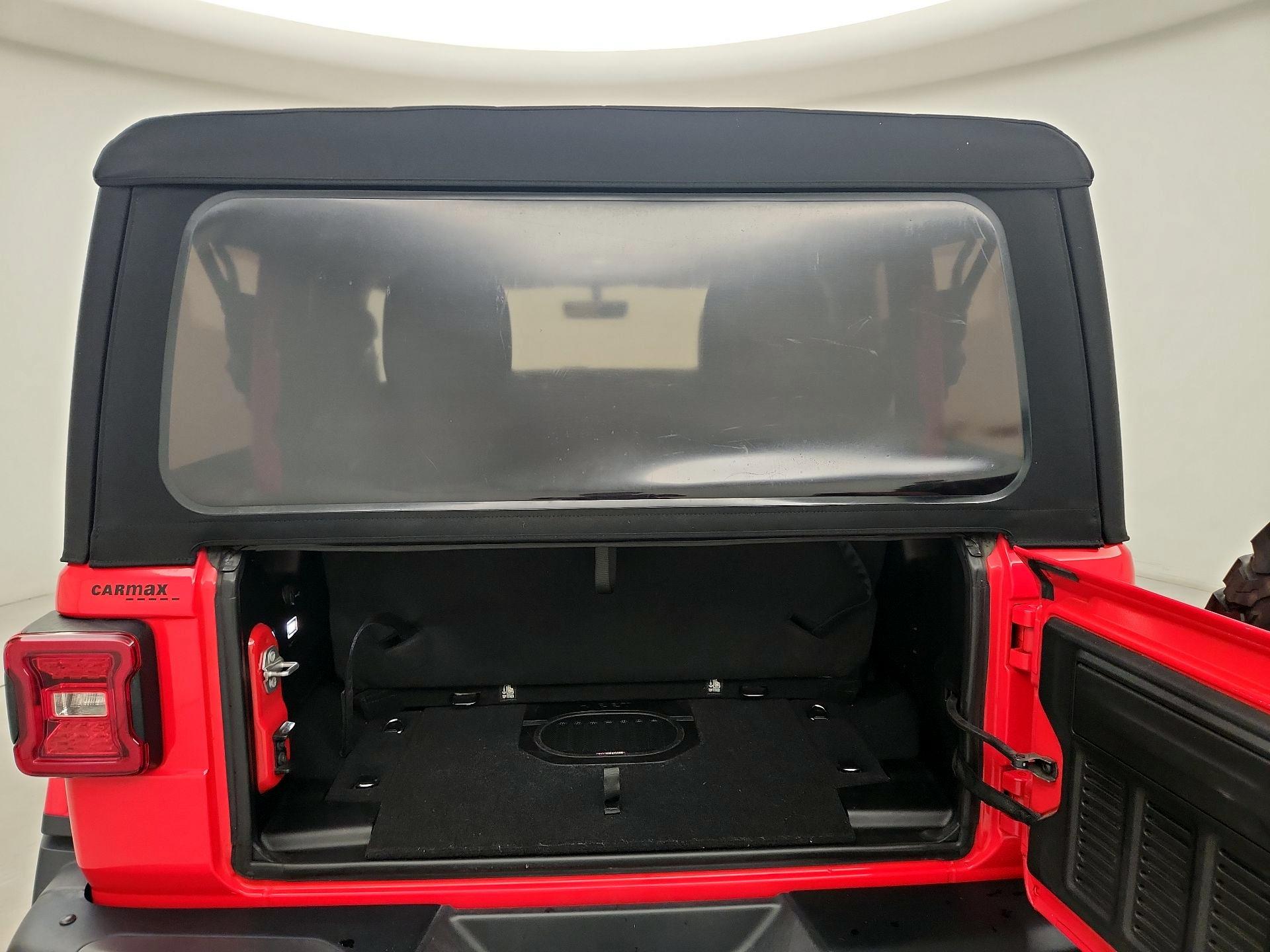 Thumbnail: 2018 Jeep Wrangler - 20