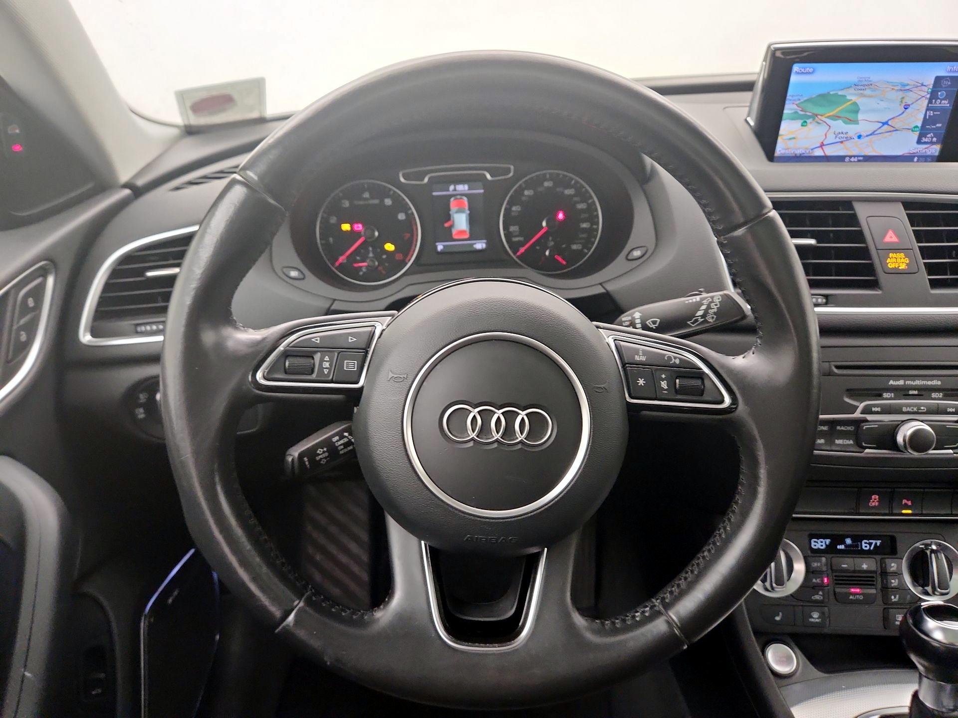 Thumbnail: 2015 Audi Q3 - 10