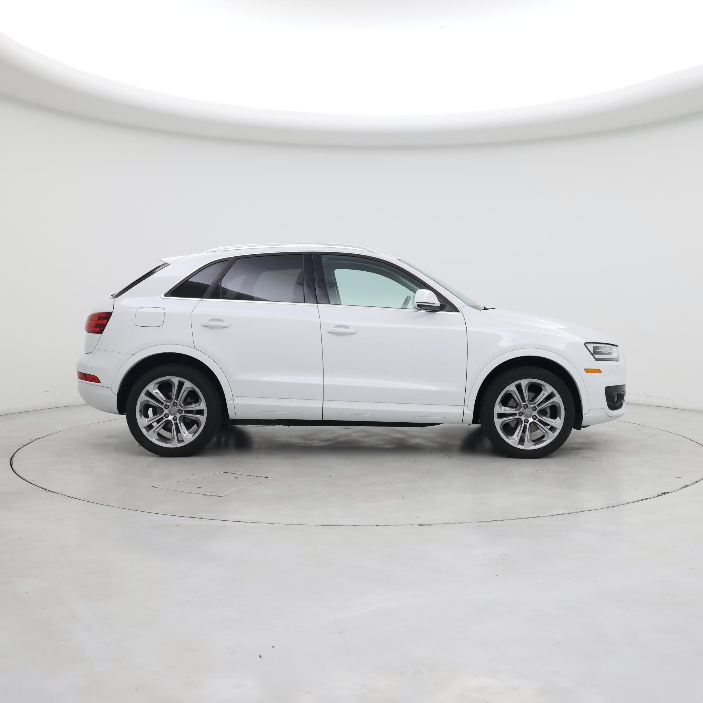 Thumbnail: 2015 Audi Q3 - 7