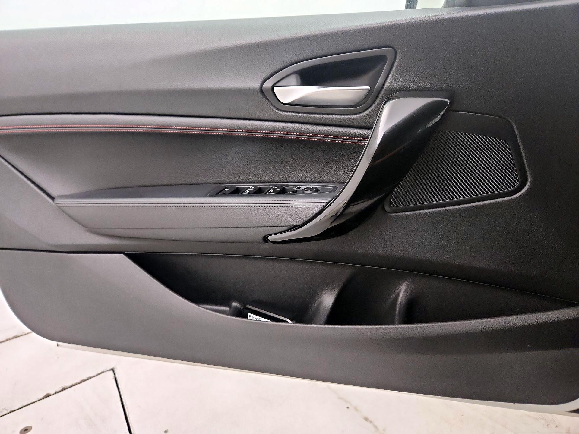 Thumbnail: 2016 BMW 2 Series - 12