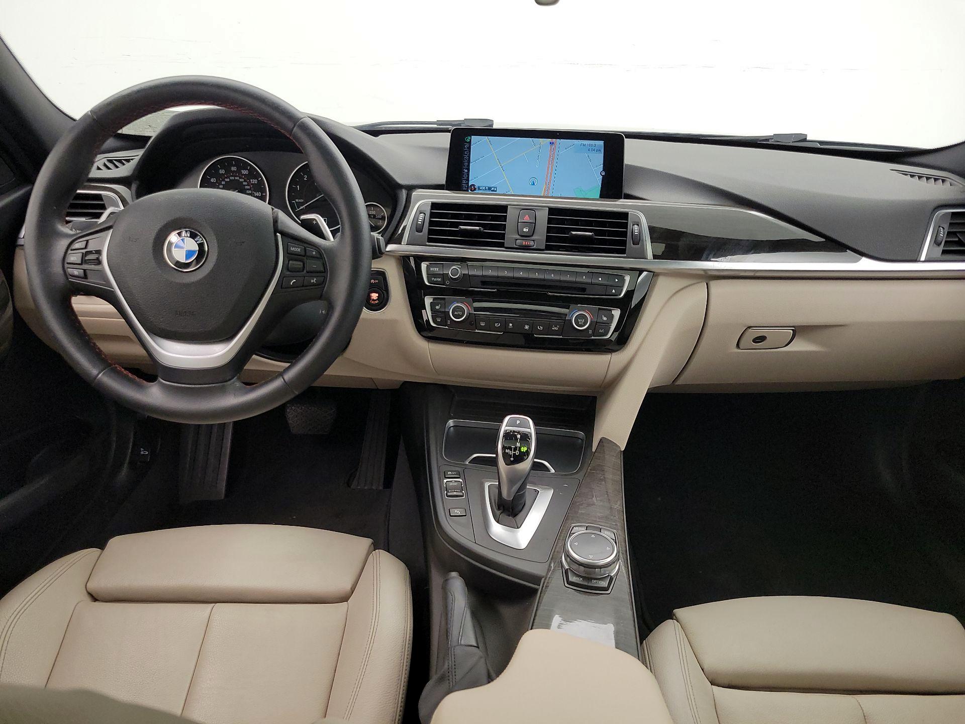 Thumbnail: 2016 BMW 3 Series - 9