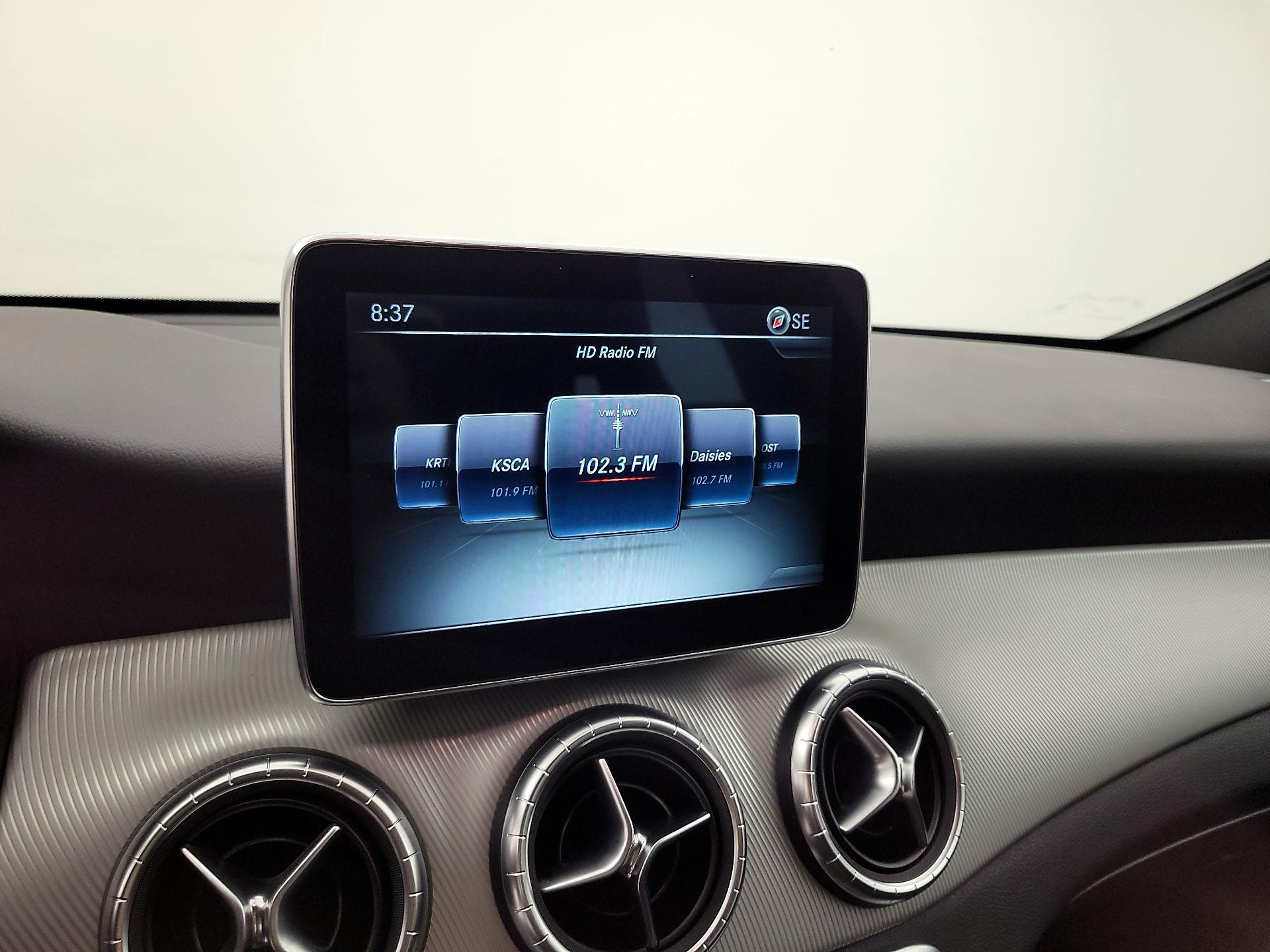 Thumbnail: 2015 Mercedes-Benz CLA - 15