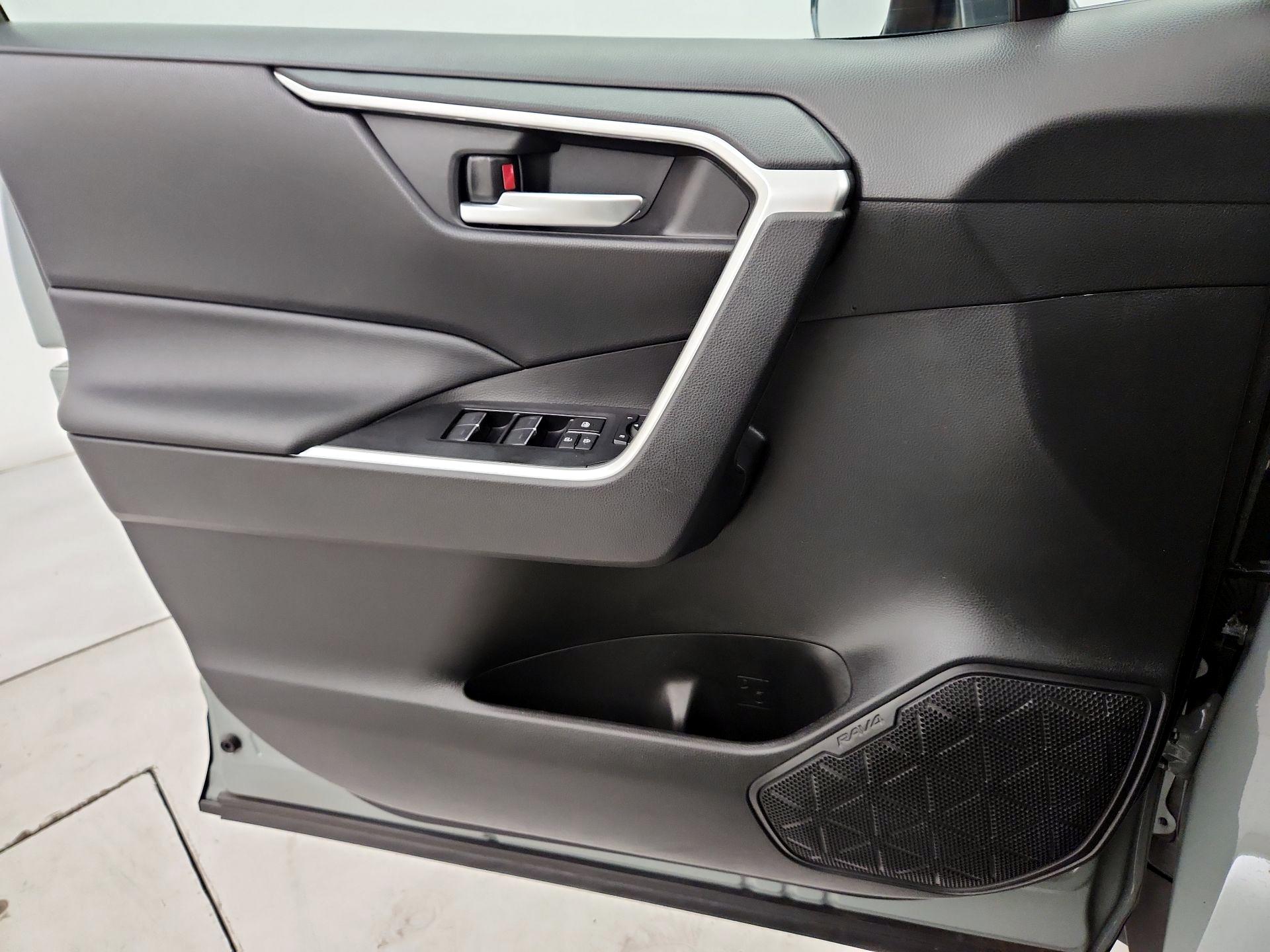 Thumbnail: 2023 Toyota RAV4 - 12