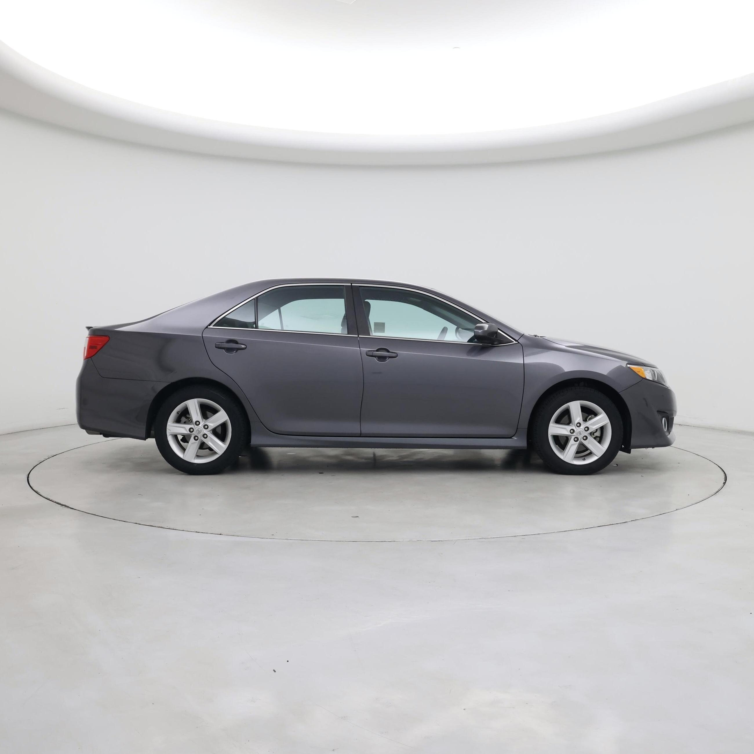 Thumbnail: 2014 Toyota Camry - 7