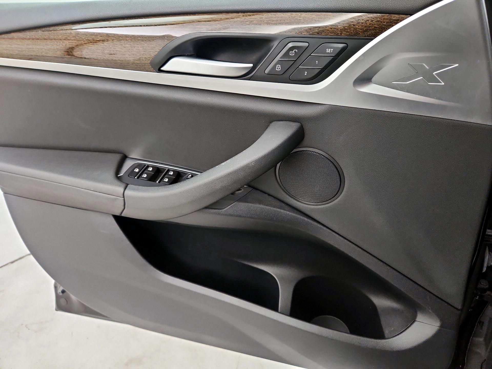 Thumbnail: 2019 BMW X3 - 12