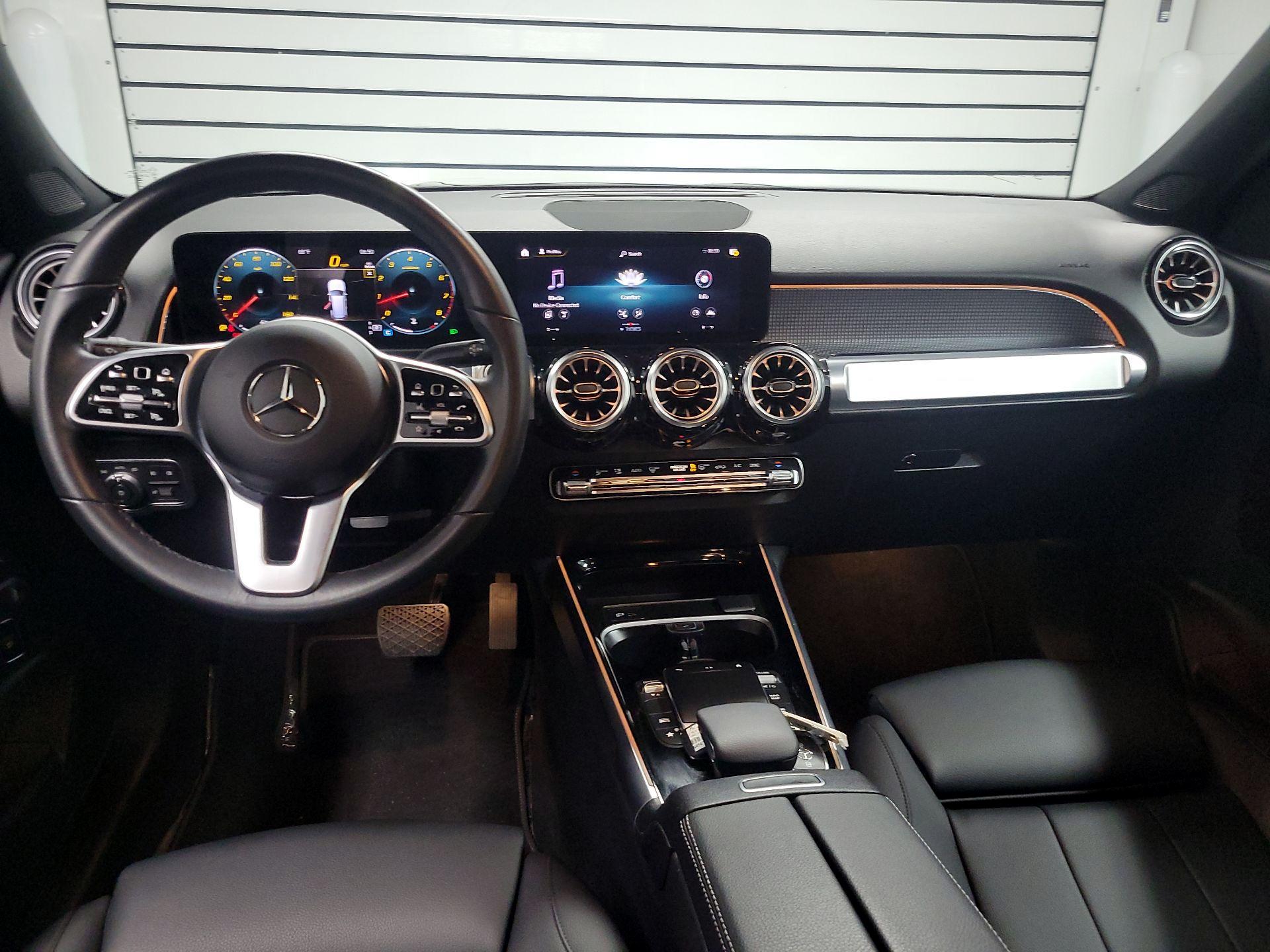 Thumbnail: 2023 Mercedes-Benz GLB - 9
