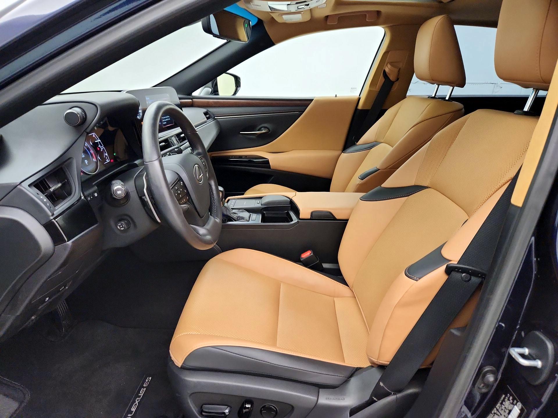 Thumbnail: 2022 Lexus ES - 11