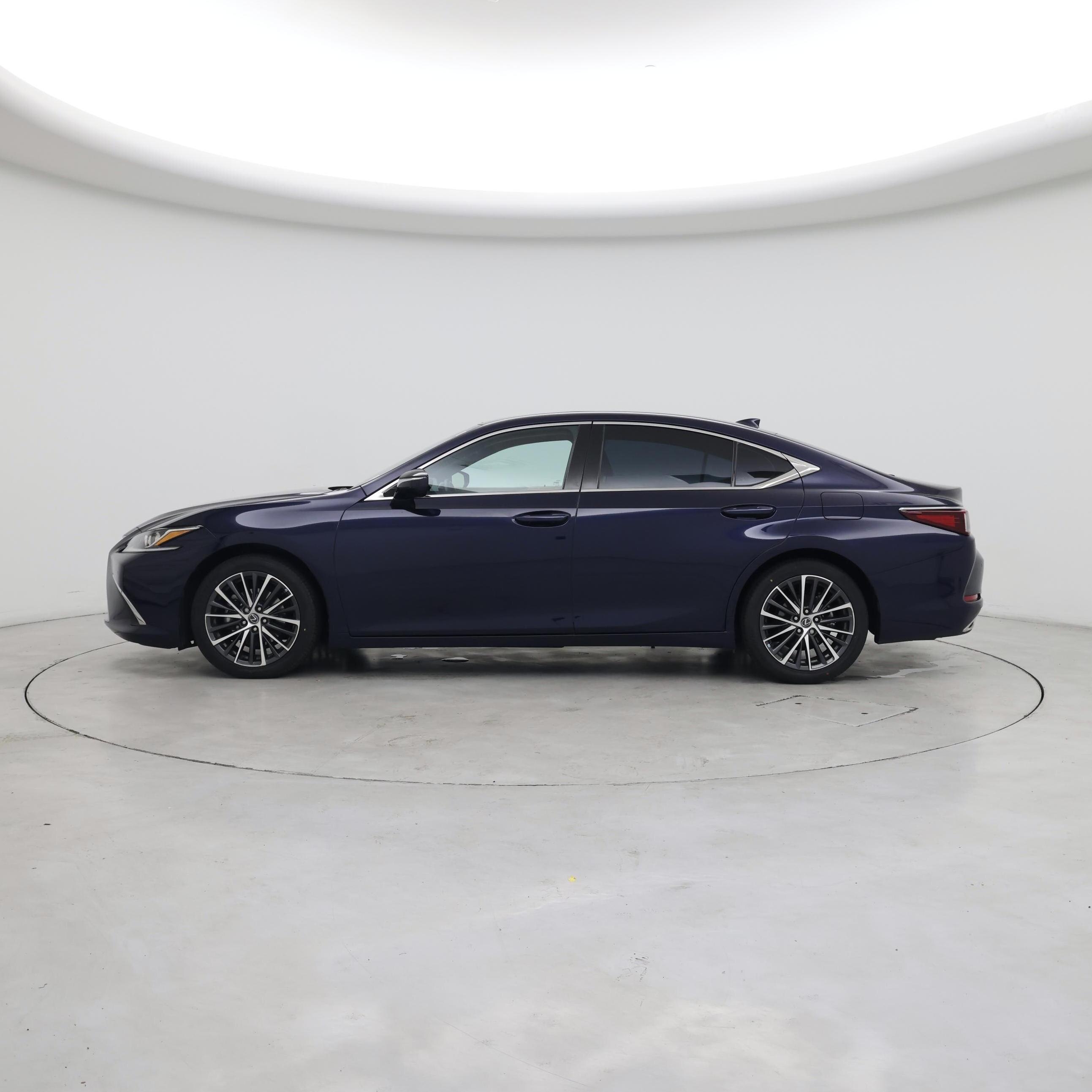Thumbnail: 2022 Lexus ES - 3