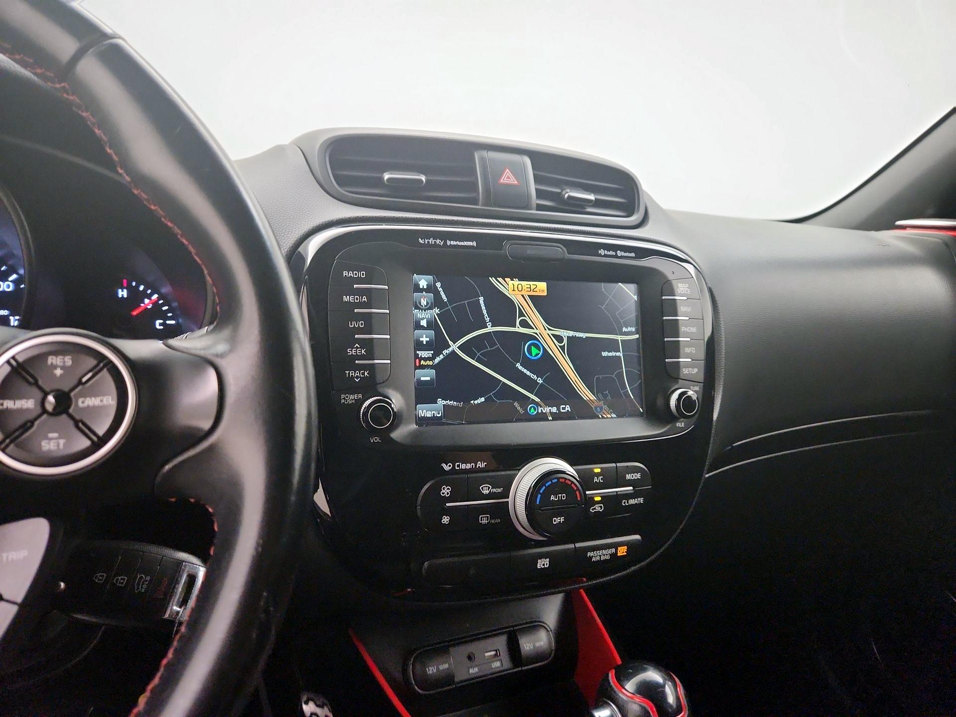 Thumbnail: 2015 Kia Soul - 14