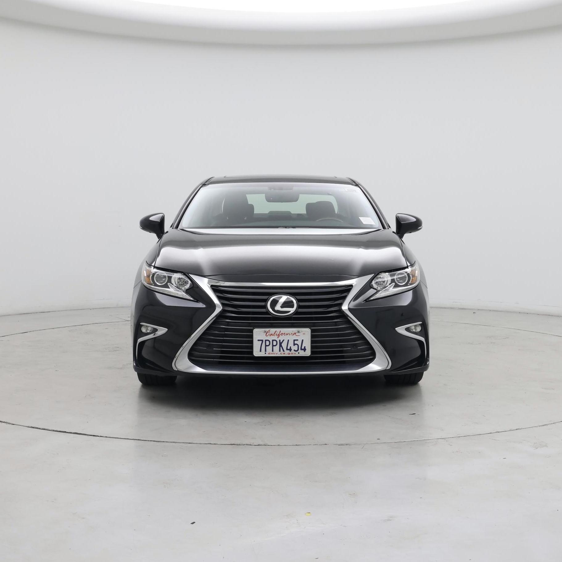 Thumbnail: 2016 Lexus ES - 5