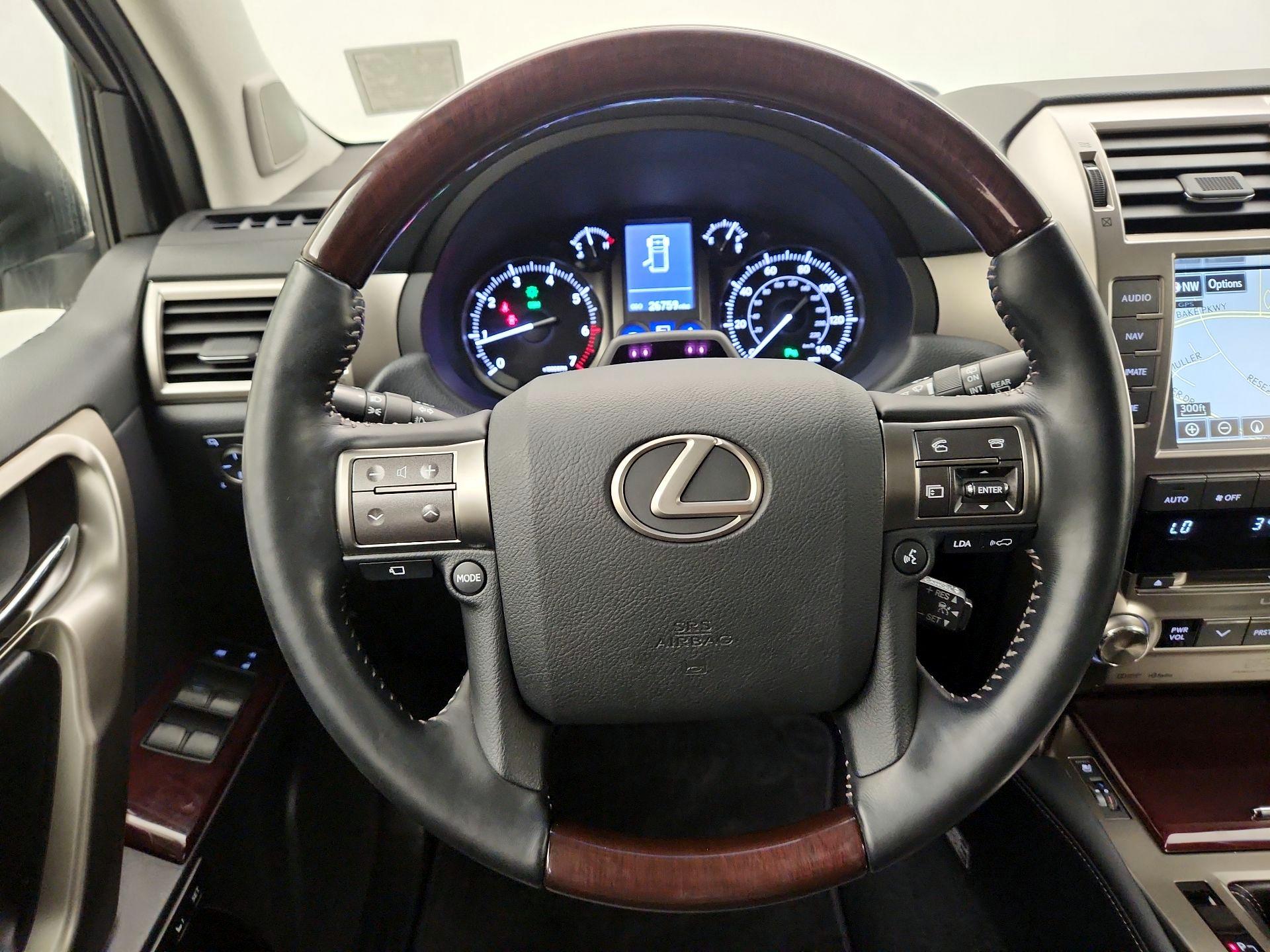 Thumbnail: 2019 Lexus GX - 10