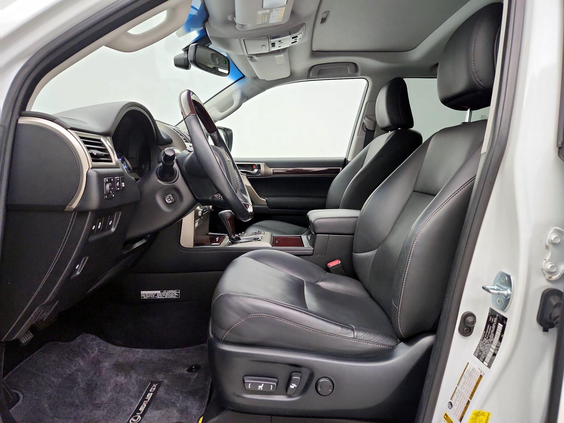 Thumbnail: 2019 Lexus GX - 11